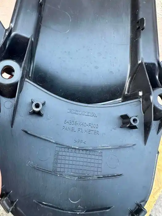 Honda NSS 125 Forza Osłona Pod Szybe OEM