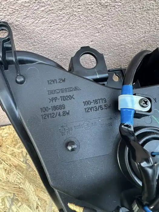 Honda CB500F CB 500 F 16-21 Lampa Przednia Reflektor OEM