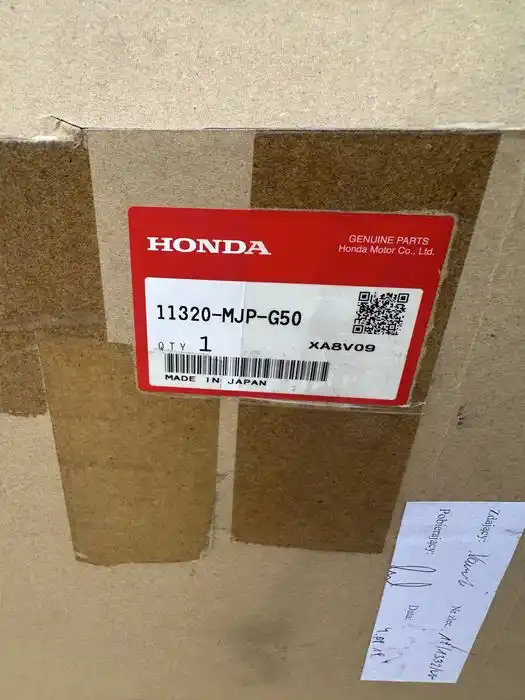 Honda CRF 1100 Africa Twin Pokrywa Alternatora OEM