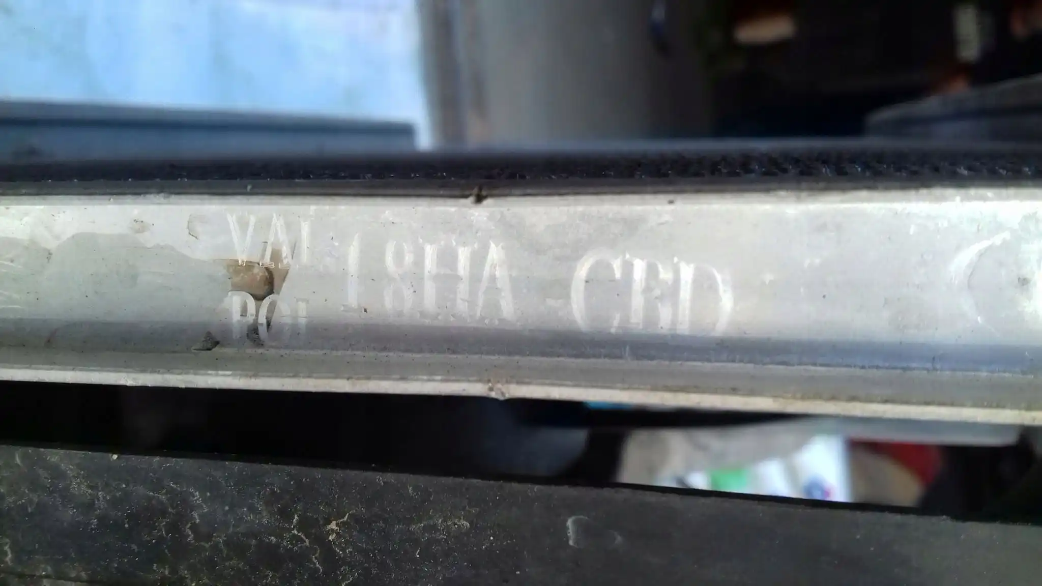CHŁODNICA WODY WENTYLATORY DO SAMOCHODU SUBARU IMPREZA II 2.0 16V 00-