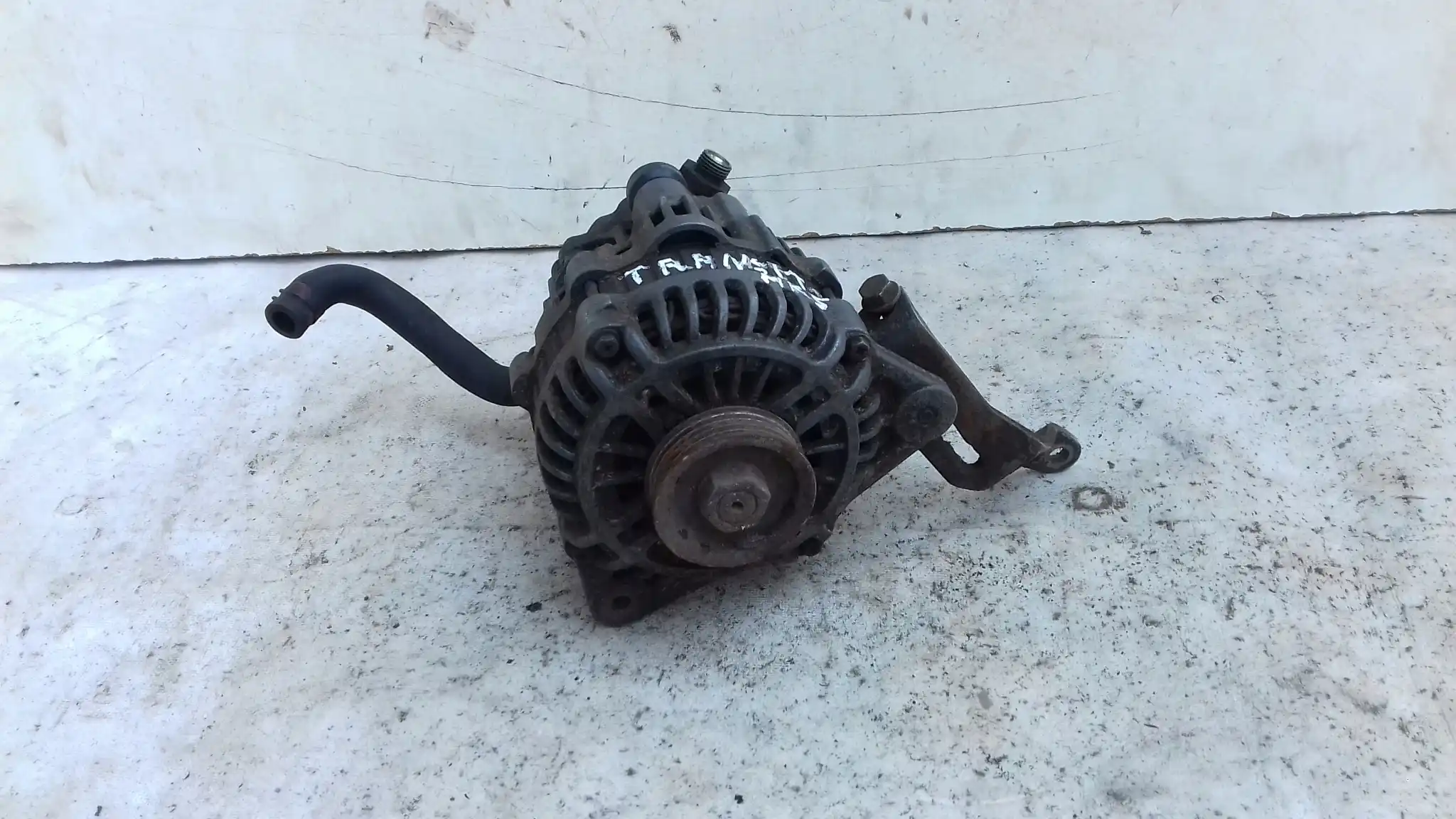 ALTERNATOR VACUM POMPA FORD TRANSIT MK5 2.5 D 86-