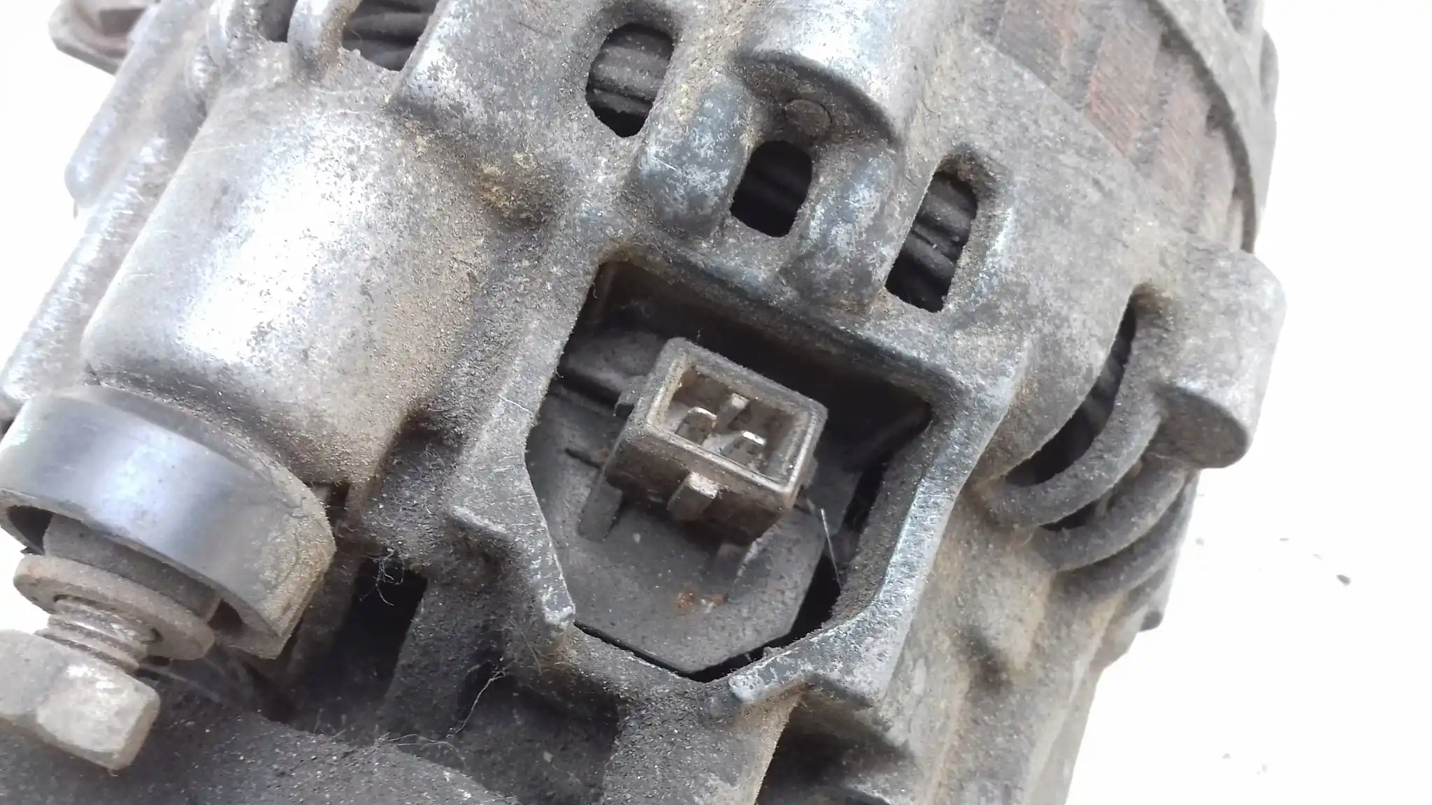 ALTERNATOR VACUM POMPA FORD TRANSIT MK5 2.5 D 86-