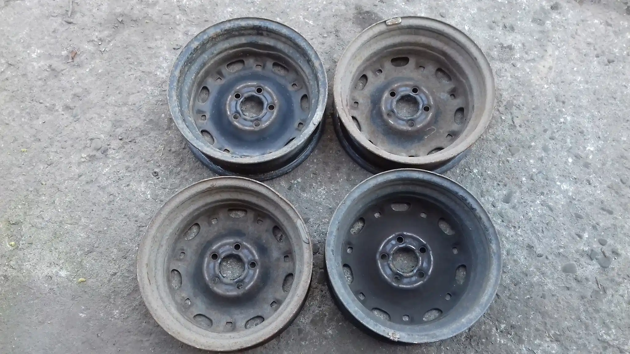 FELGA FELGI STALOWE SKODA VW 5Jx14'' 5x100 ET35