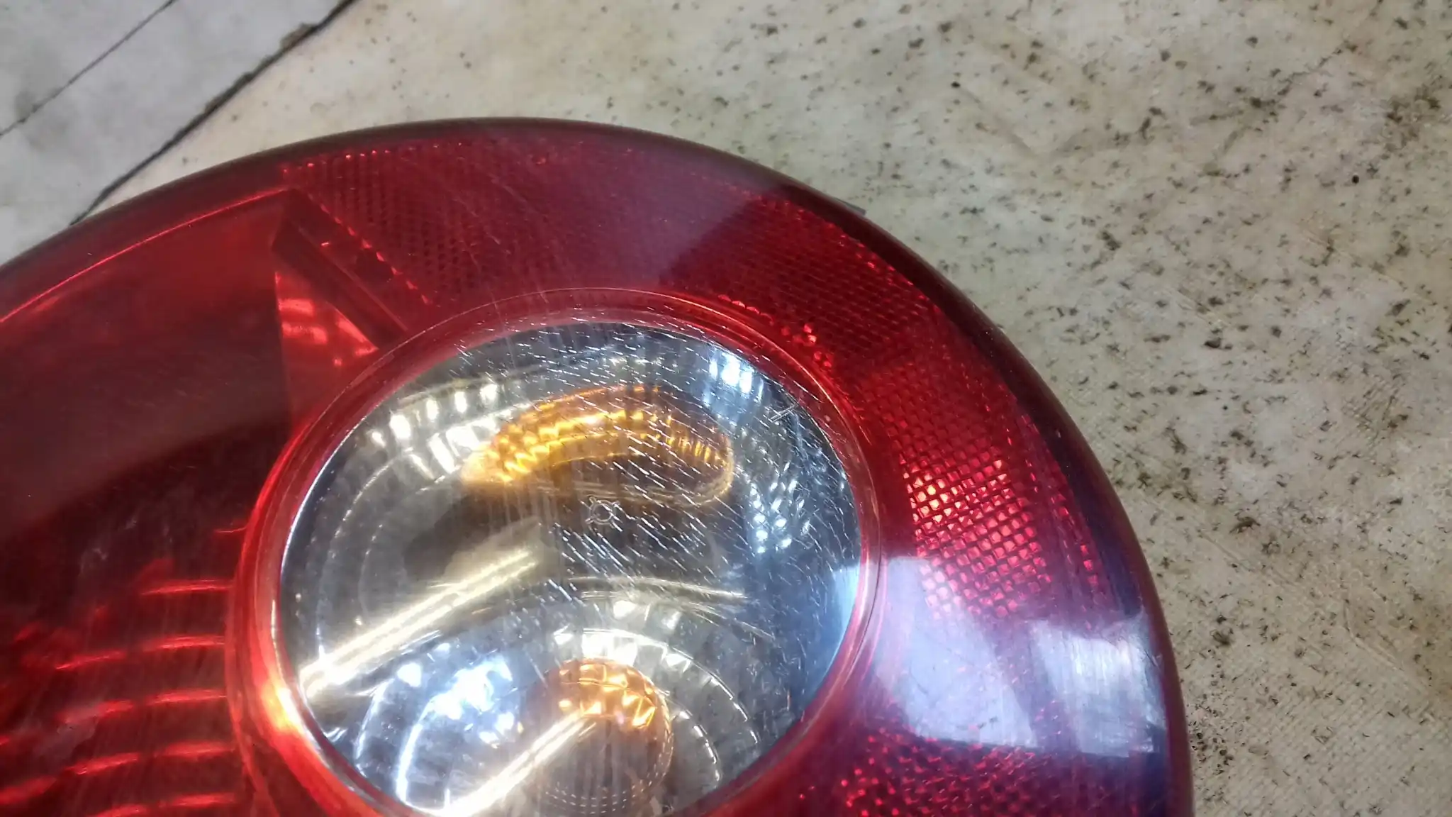 LAMPA LEWY TYŁ TYLNA CHEVROLET MATIZ SPARK II M200 05-09
