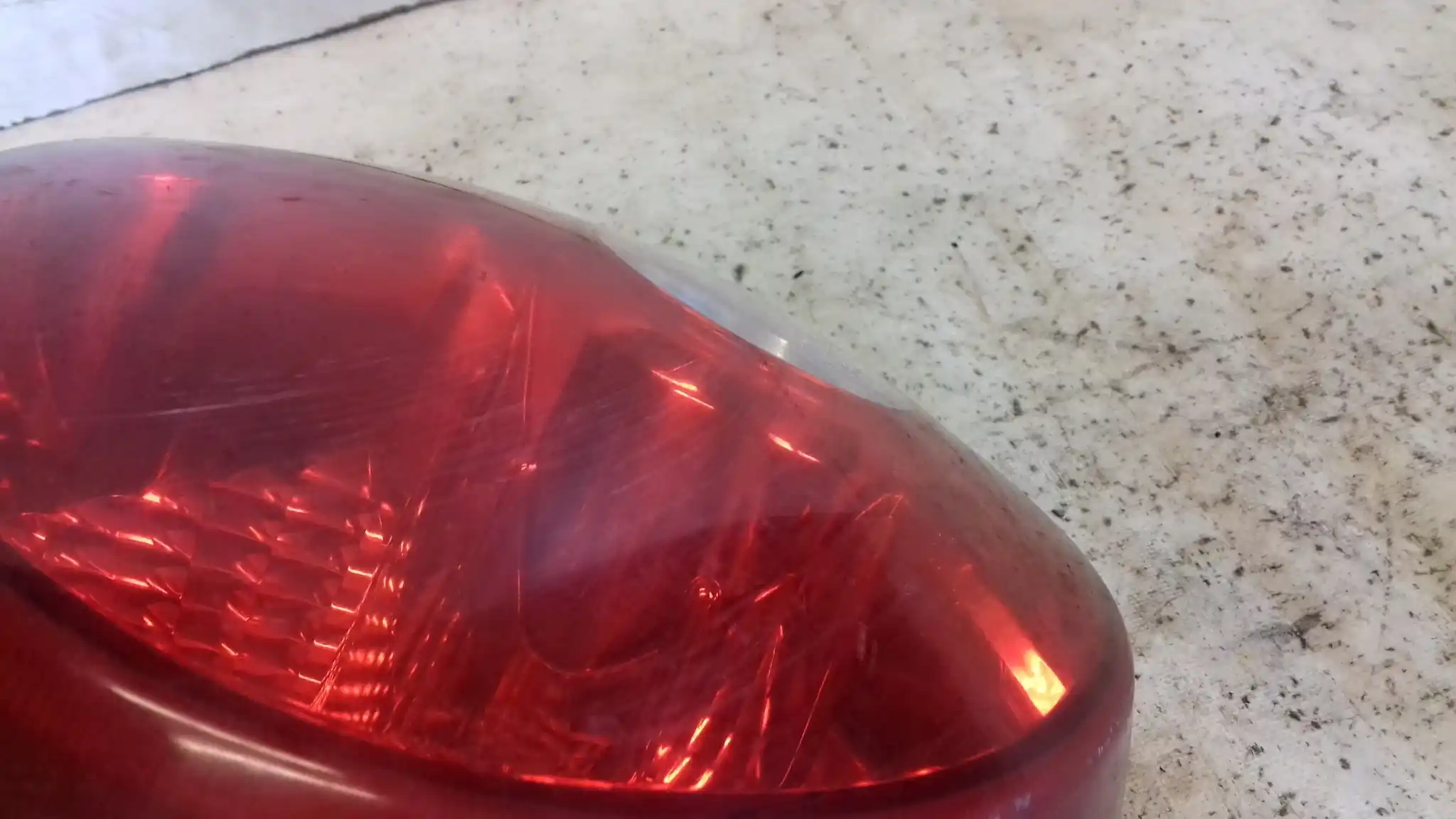 LAMPA LEWY TYŁ TYLNA CHEVROLET MATIZ SPARK II M200 05-09
