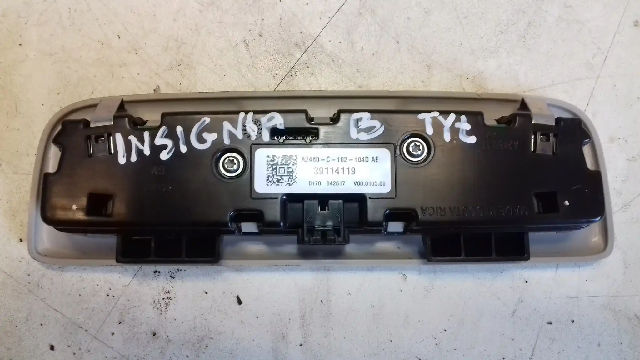 LAMPKA PODSUFITKI TYŁ 39114119 OPEL INSIGNIA B 17-