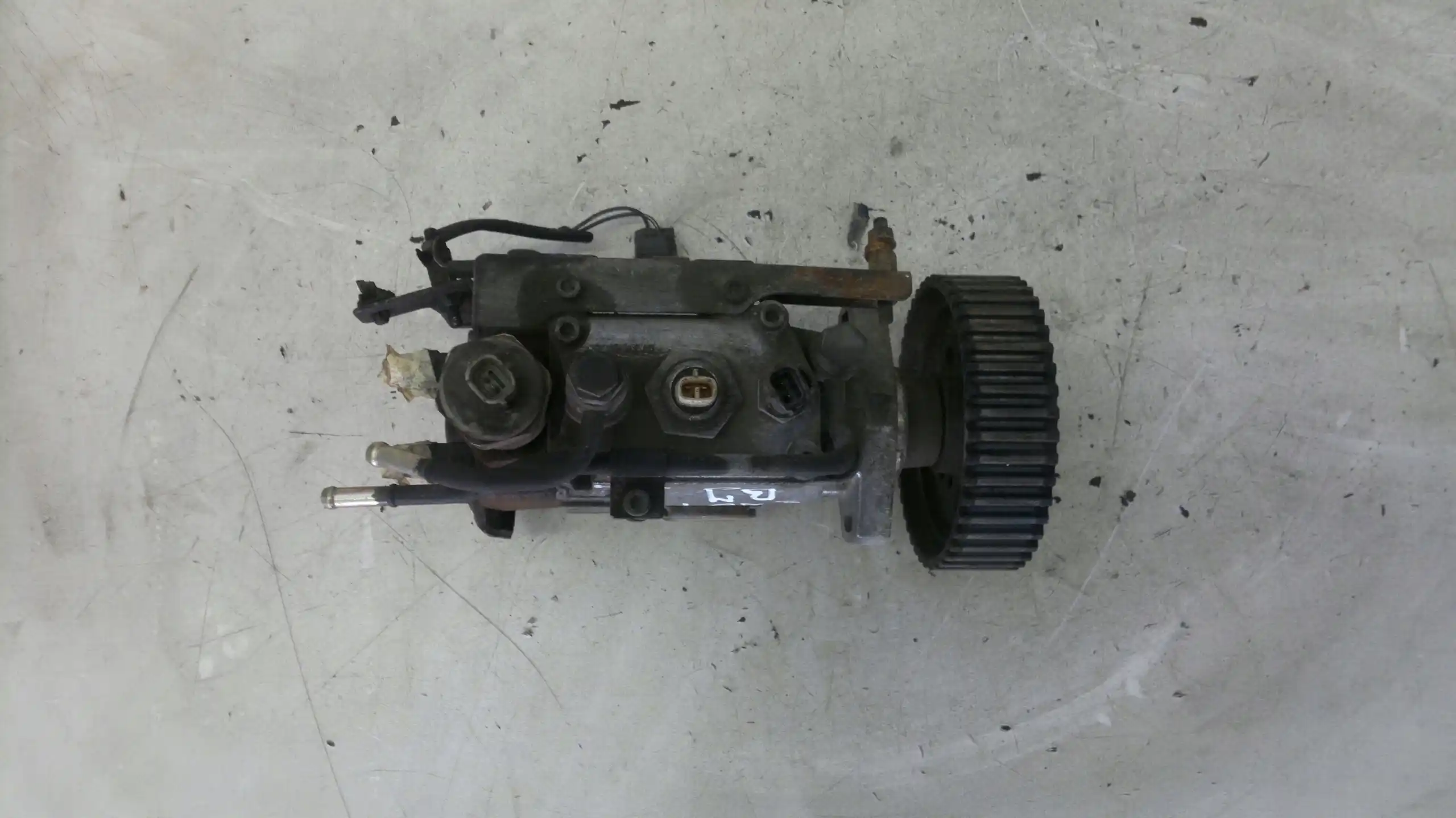 POMPA WTRYSKOWA 09650050207 MAZDA 323F BJ 2.0 DITD