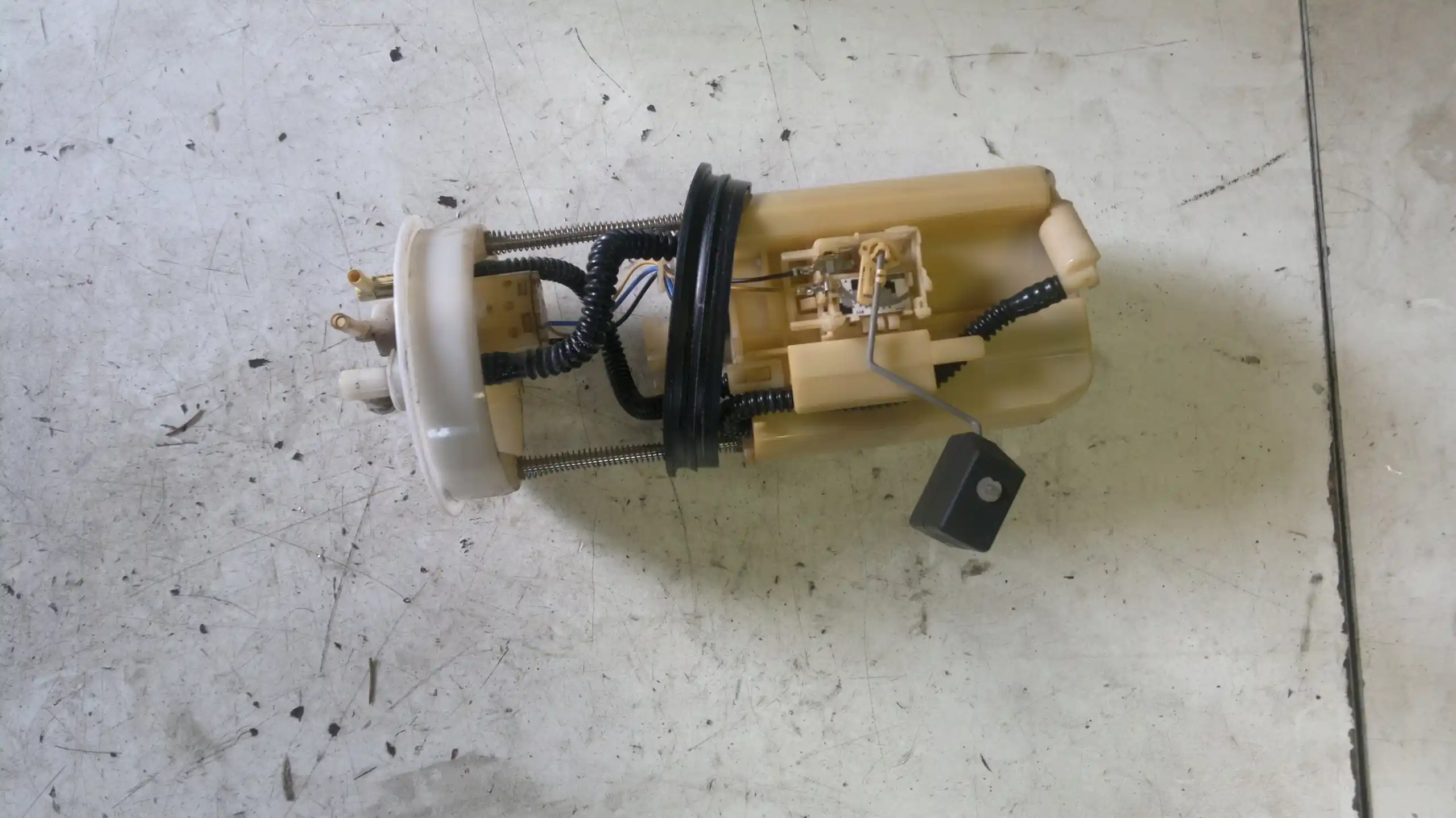 POMPA PALIWA 17708SAA003 HONDA JAZZ 1.2 02-08