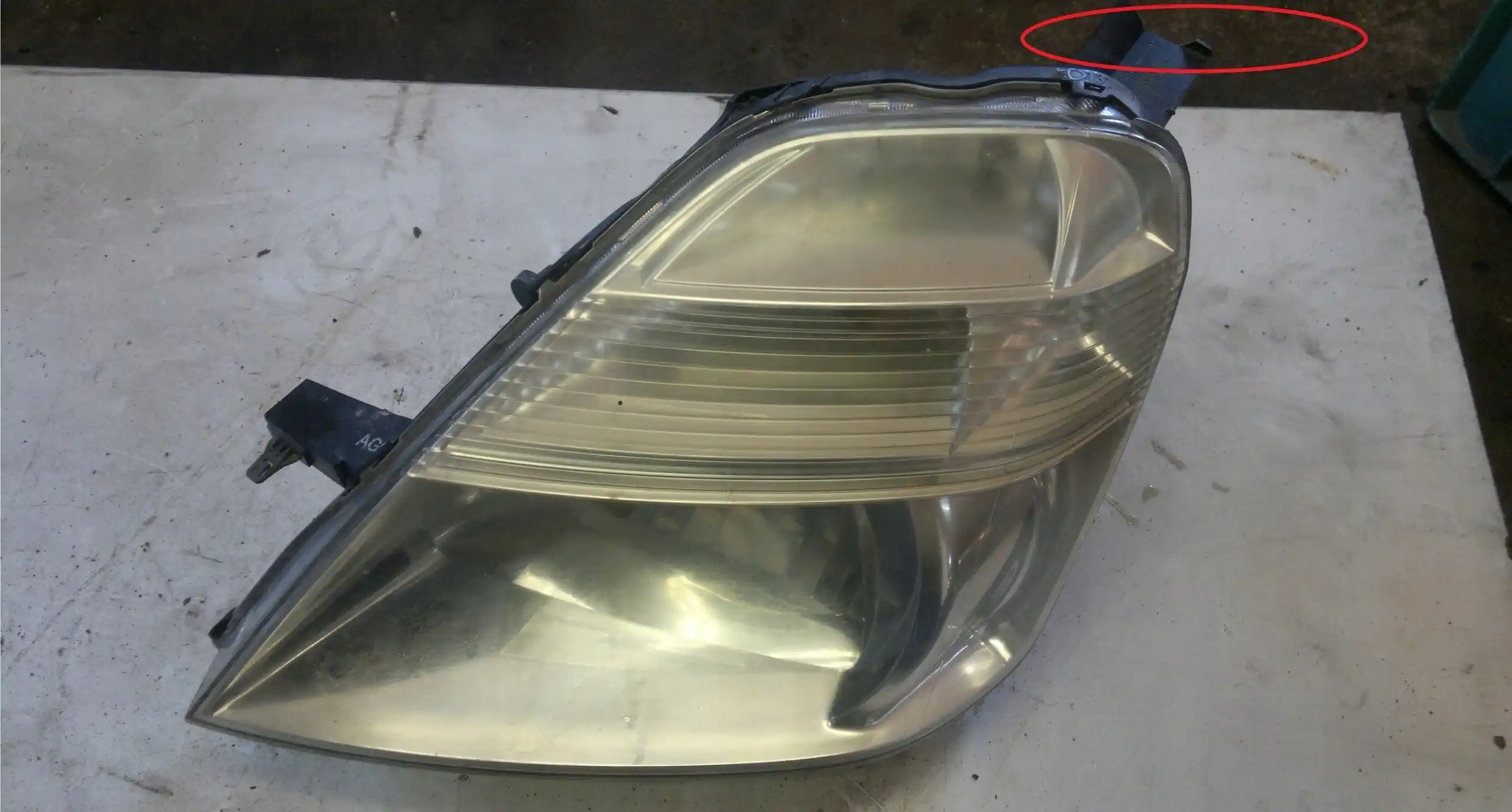 LAMPA LEWY PRZÓD HONDA STREAM 00-03