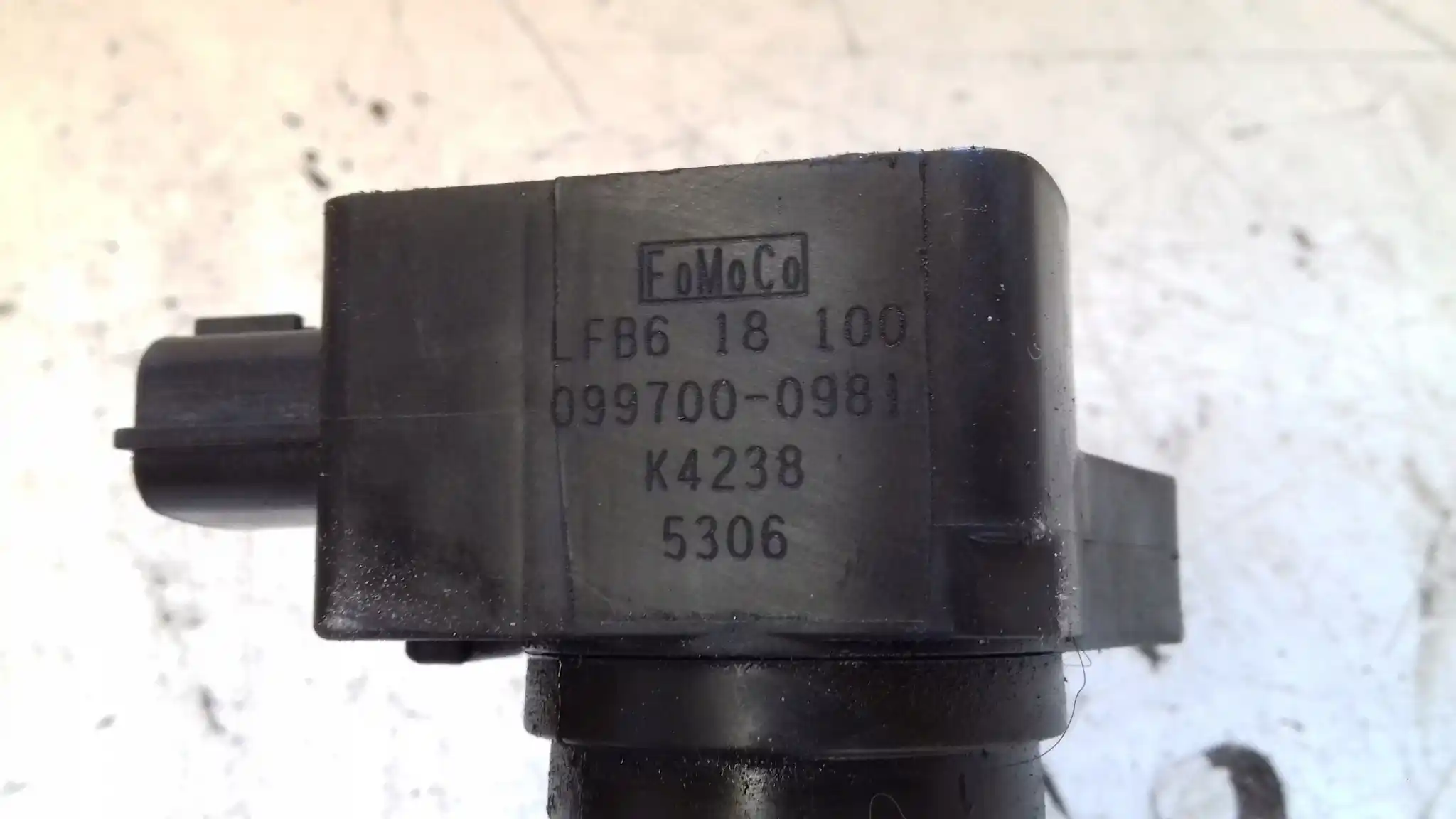 CEWKA ZAPŁONOWA 0997000981 MAZDA 5 CR 2.0 16V 05-