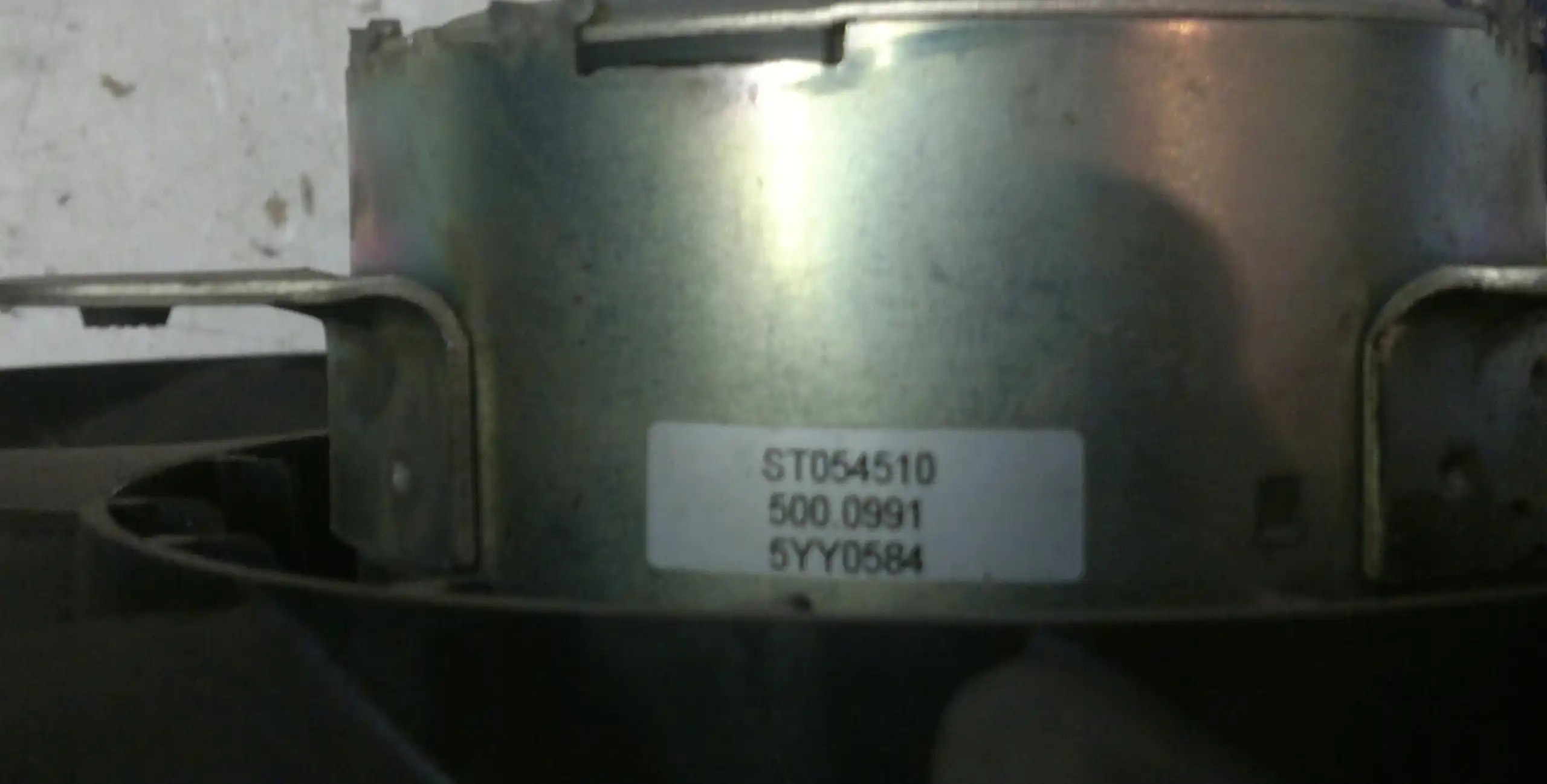 WENTYLATOR CHŁODNICY 5YY0584 RENAULT CLIO IV 4
