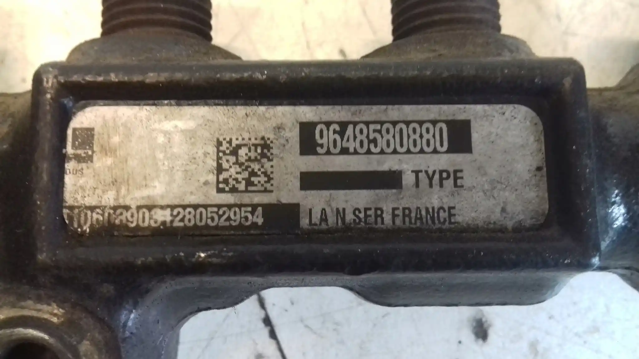 LISTWA WTRYSKOWA CZUJNIK MAZDA 3 BK 1.6 CITD 03-