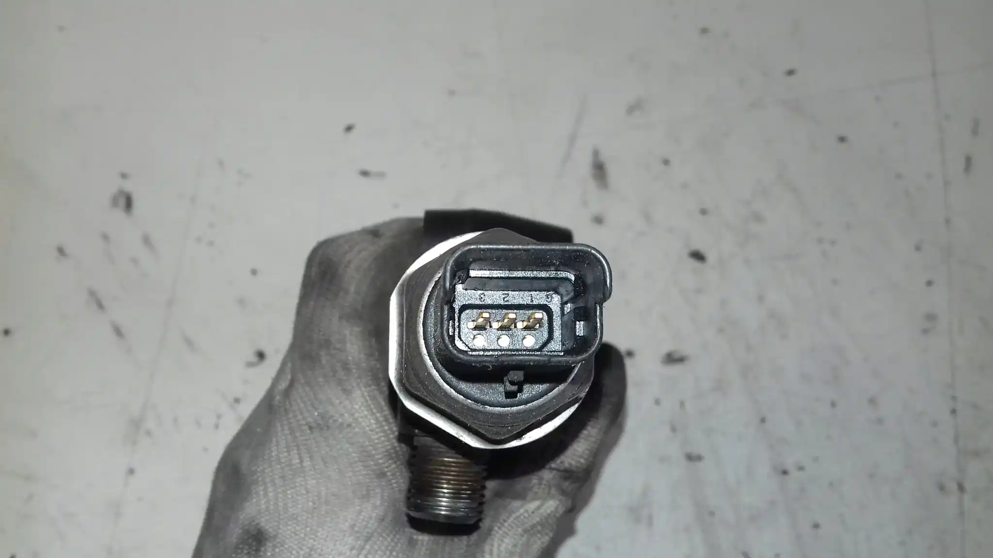 LISTWA WTRYSKOWA CZUJNIK MAZDA 3 BK 1.6 CITD 03-