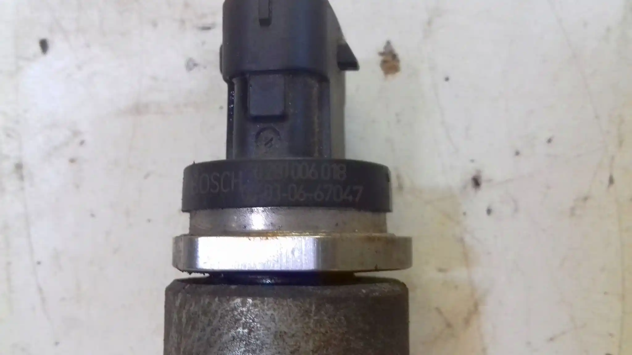CZUJNIK CIŚNIENIA LISTWA FORD RANGER II 3.0 06-