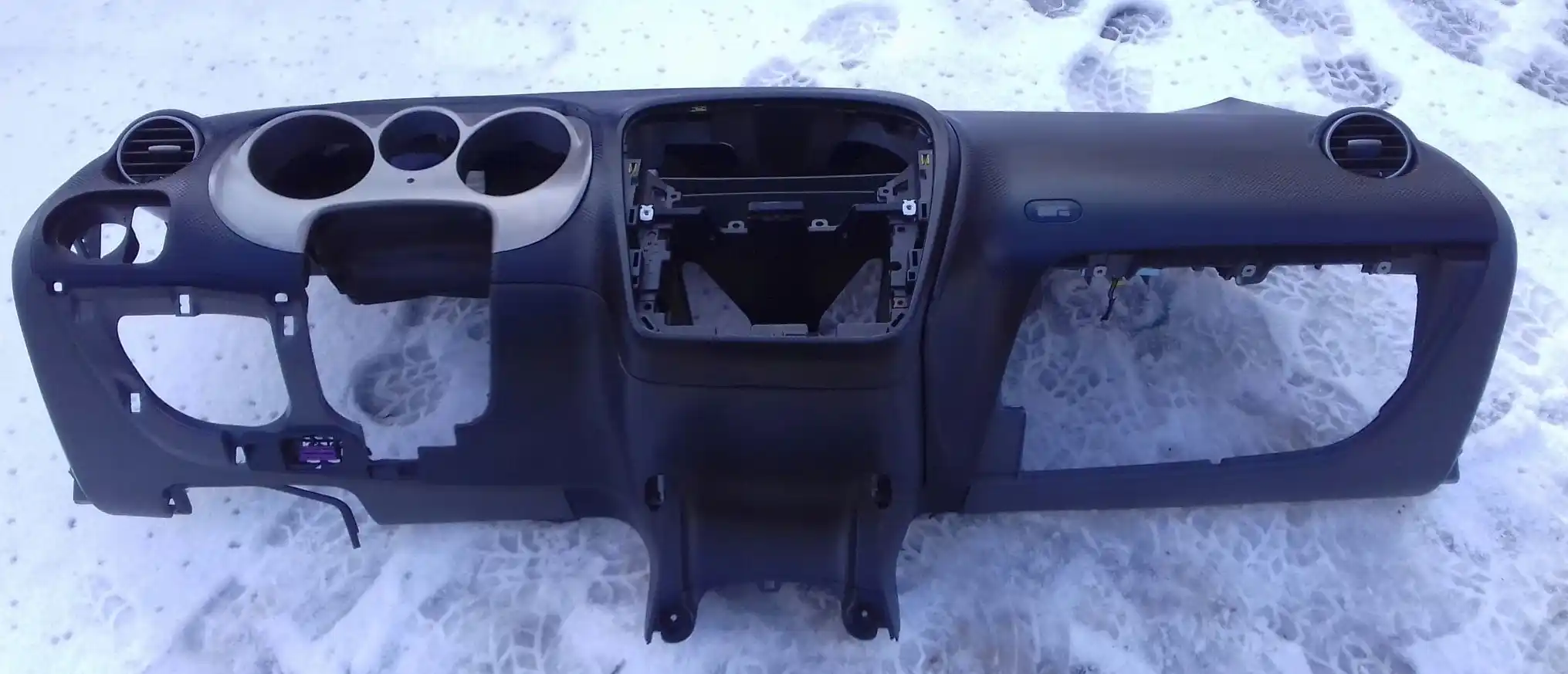 DESKA ROZDZIELCZA KONSOLA SEAT TOLEDO III 04-