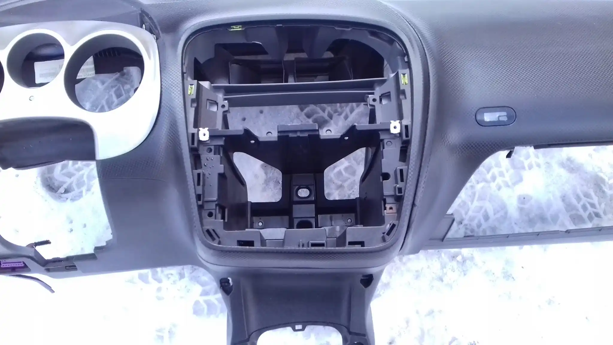 DESKA ROZDZIELCZA KONSOLA SEAT TOLEDO III 04-