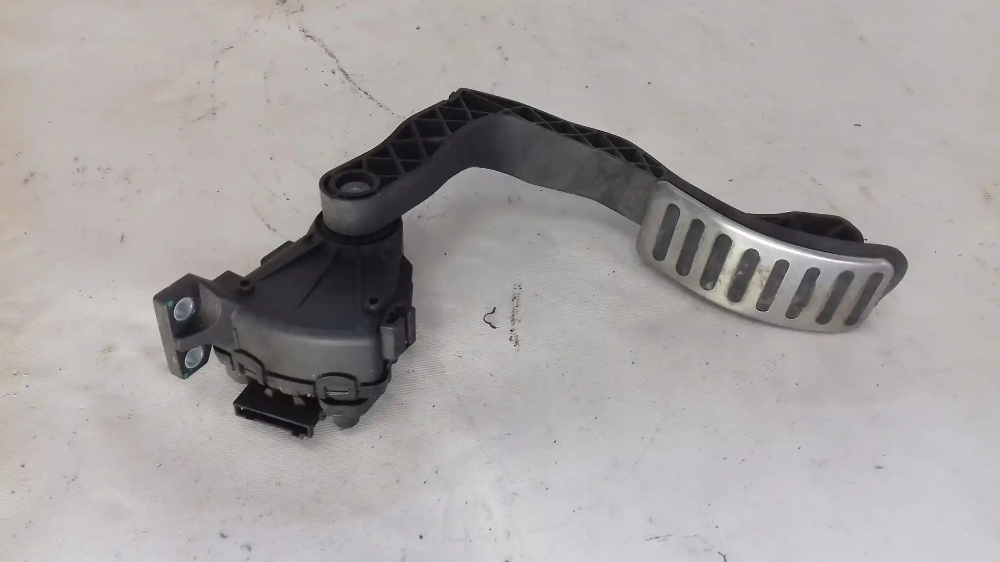 POTENCJOMETR GAZU 3D1721503H VW PHAETON 3.2 V6 02-