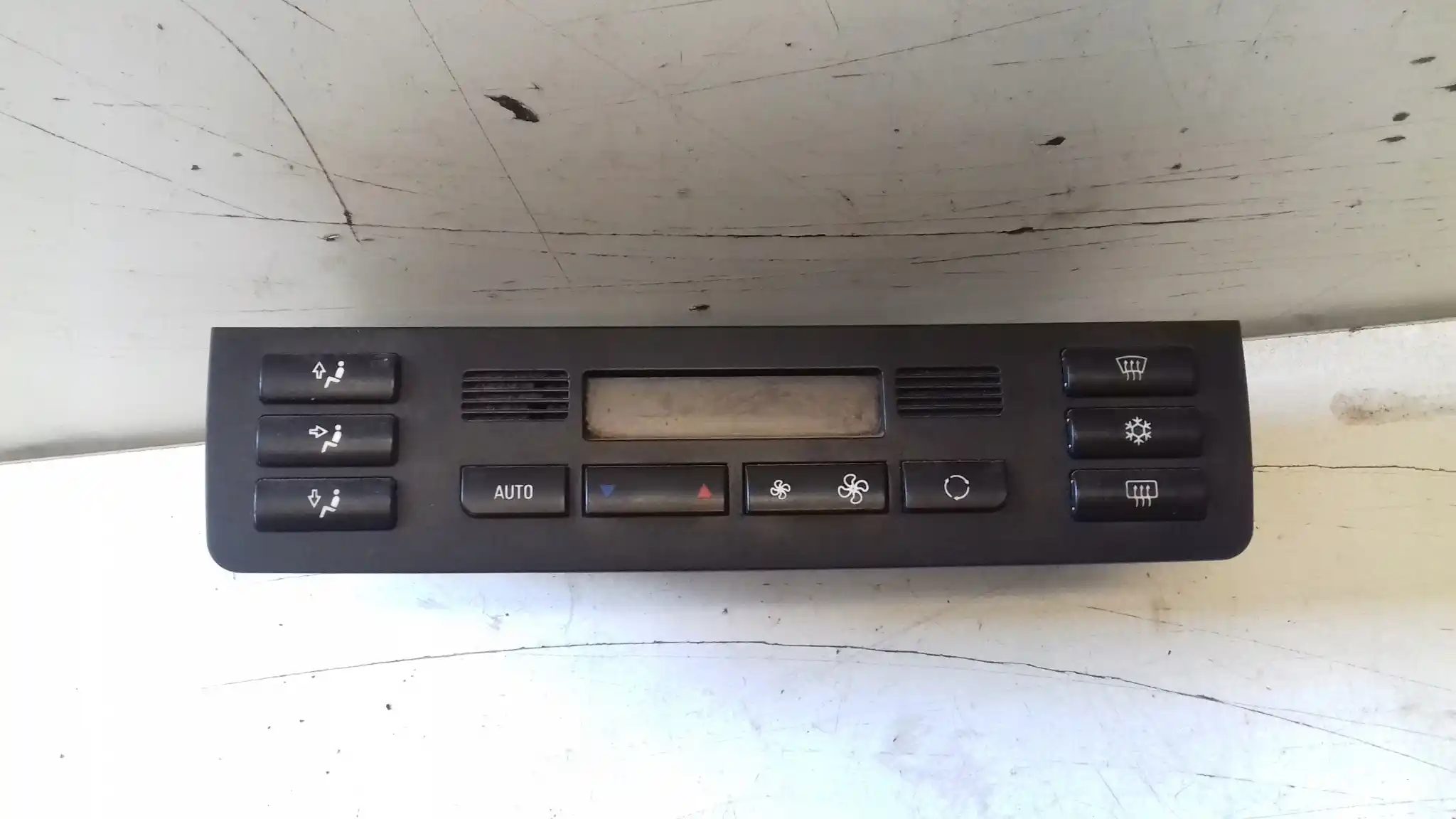 PANEL NAWIEWU KLIMATYZACJI 8382446 BMW 3 E46 98-01