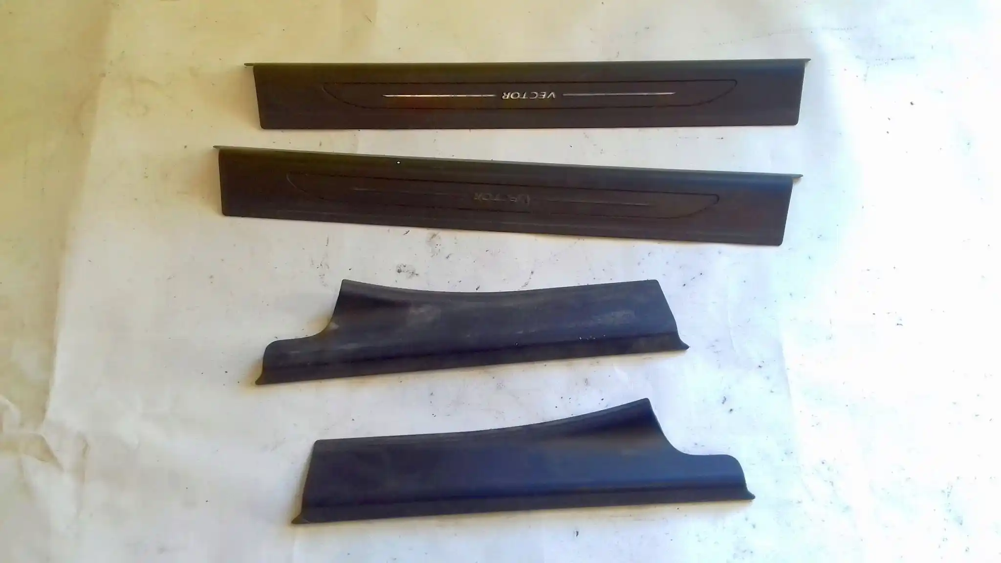 LISTWY NAKŁADKI OSŁONY PROGOWE KOMPLET SAAB 93 9-3 II KOMBI 02-