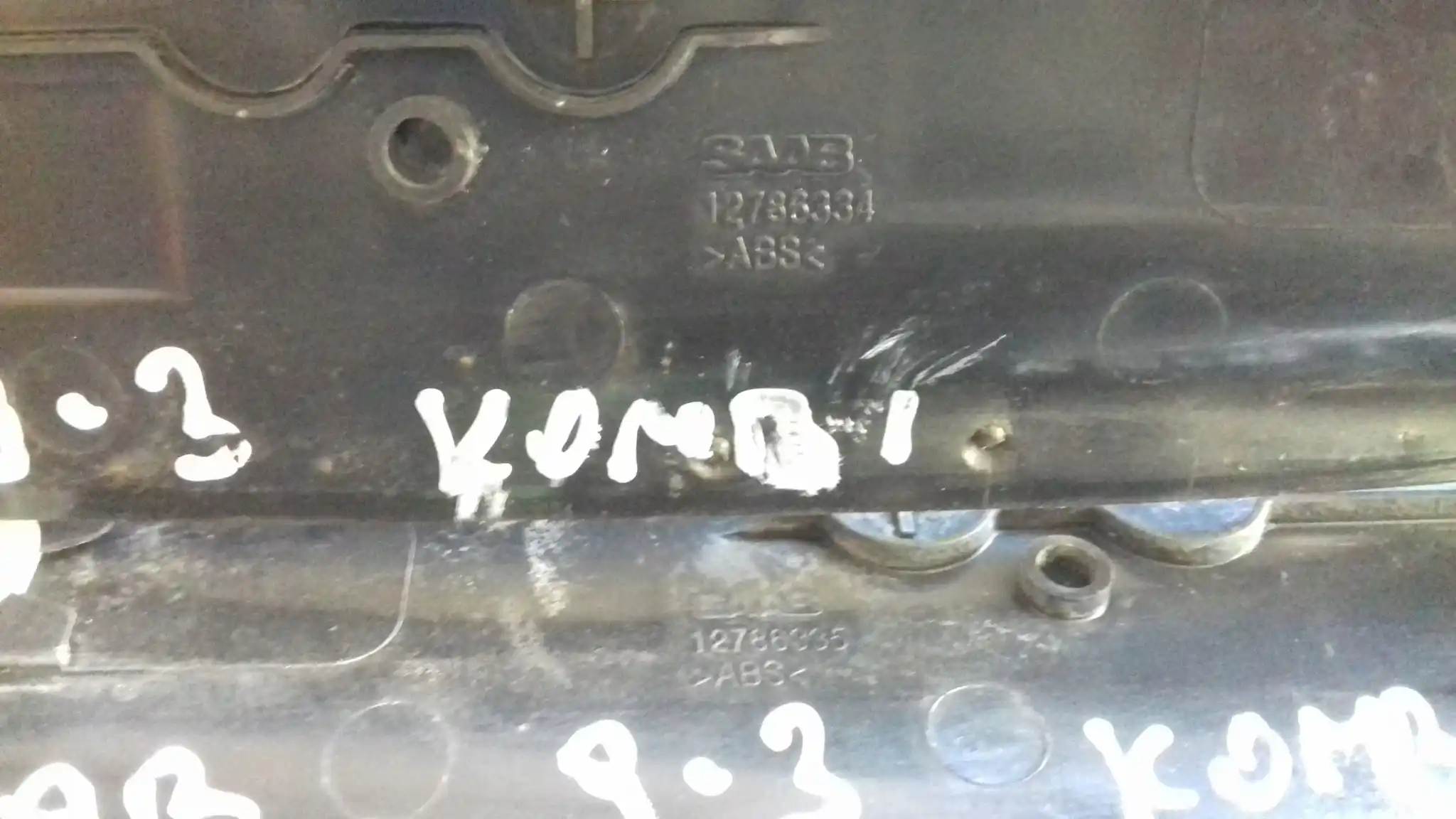 LISTWY NAKŁADKI OSŁONY PROGOWE KOMPLET SAAB 93 9-3 II KOMBI 02-