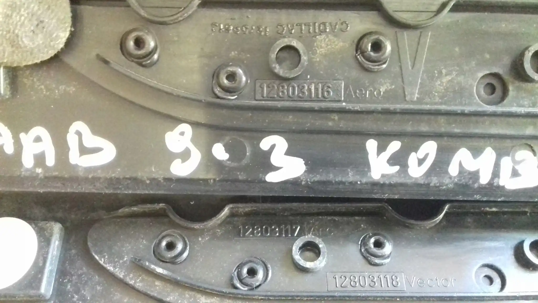 LISTWY NAKŁADKI OSŁONY PROGOWE KOMPLET SAAB 93 9-3 II KOMBI 02-