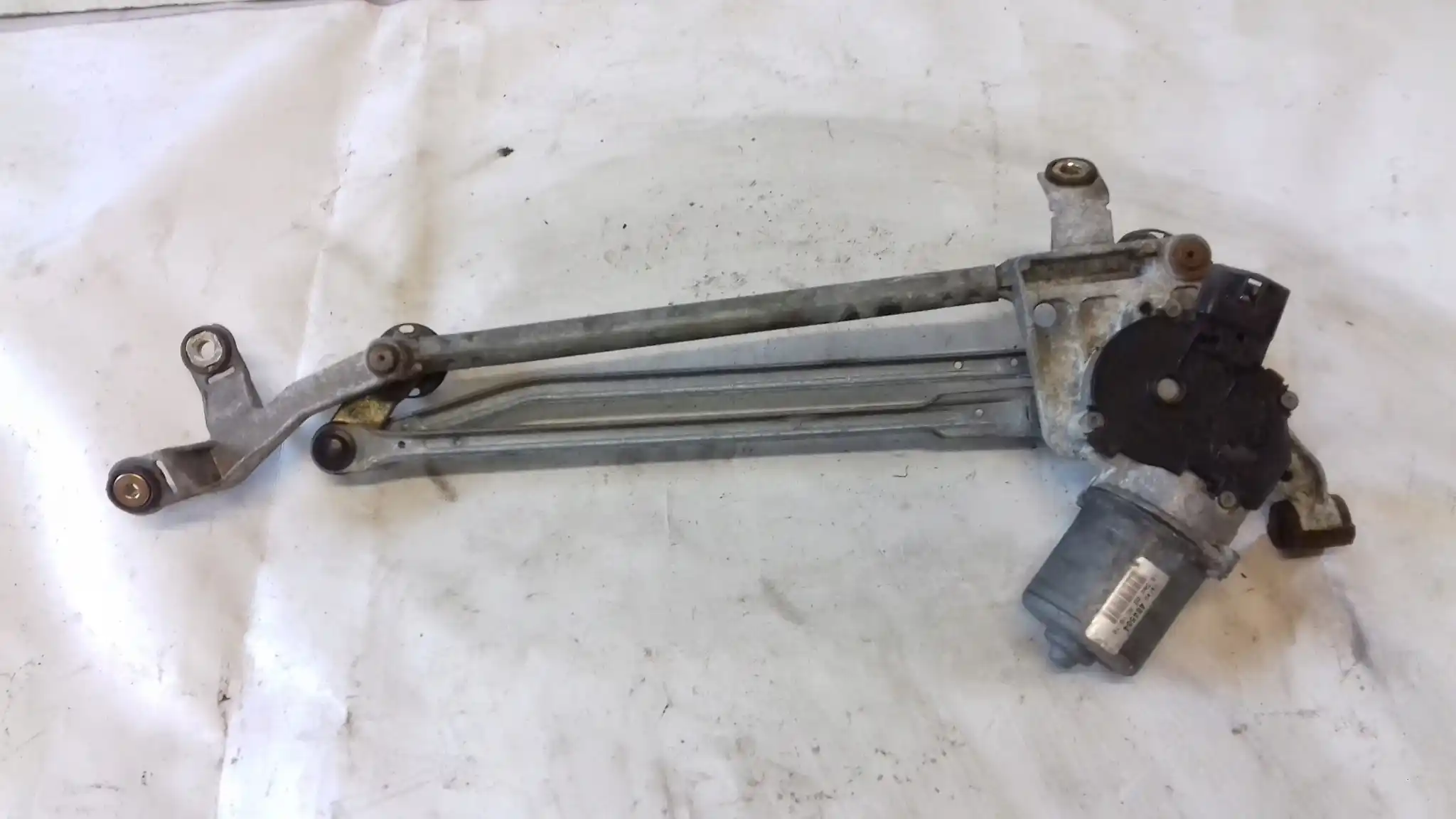 MECHANIZM SILNICZEK WYCIERACZEK PRZÓD HONDA CIVIC VII HB 00-06