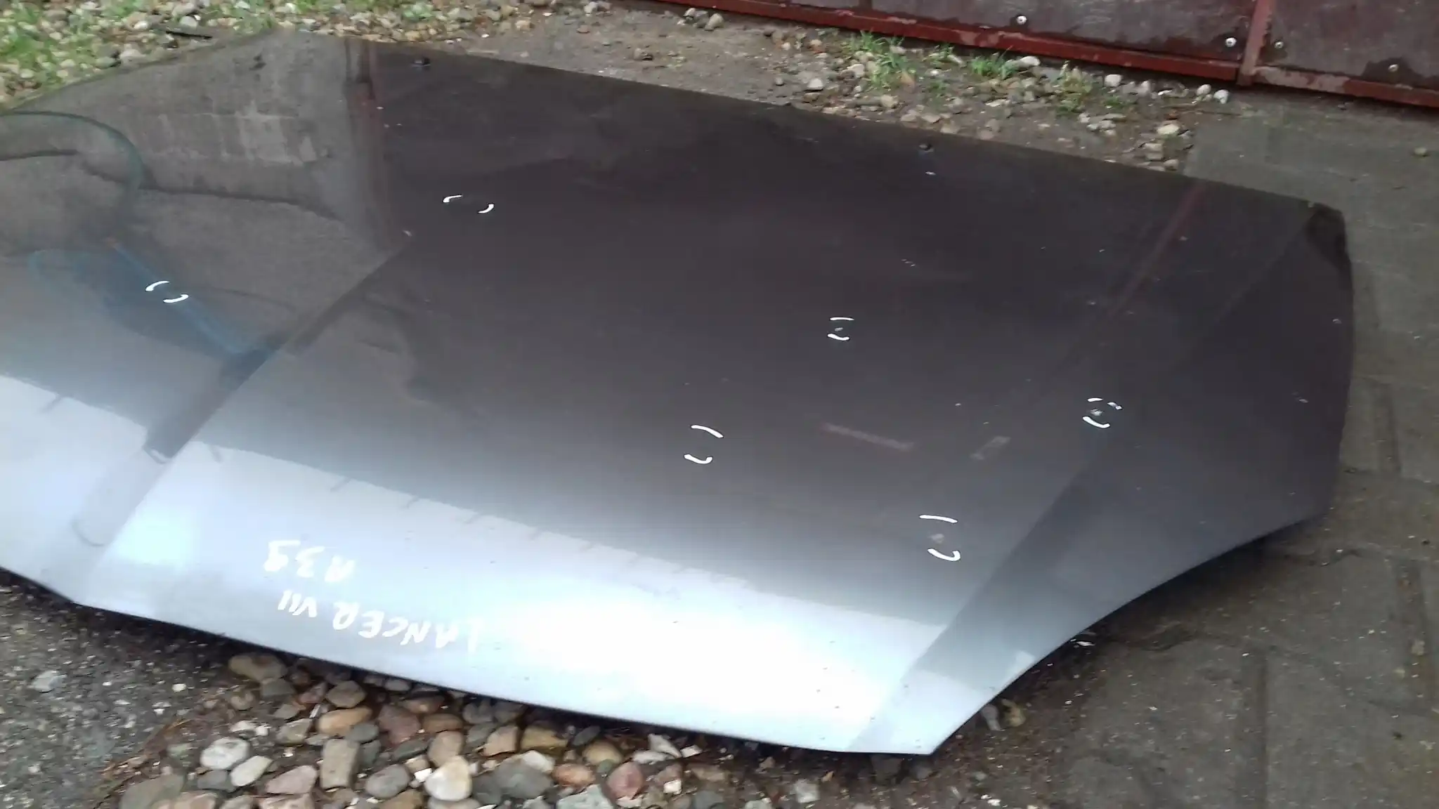 MASKA POKRYWA PRZÓD PRZEDNIA MITSUBISHI LANCER VII 03- A39