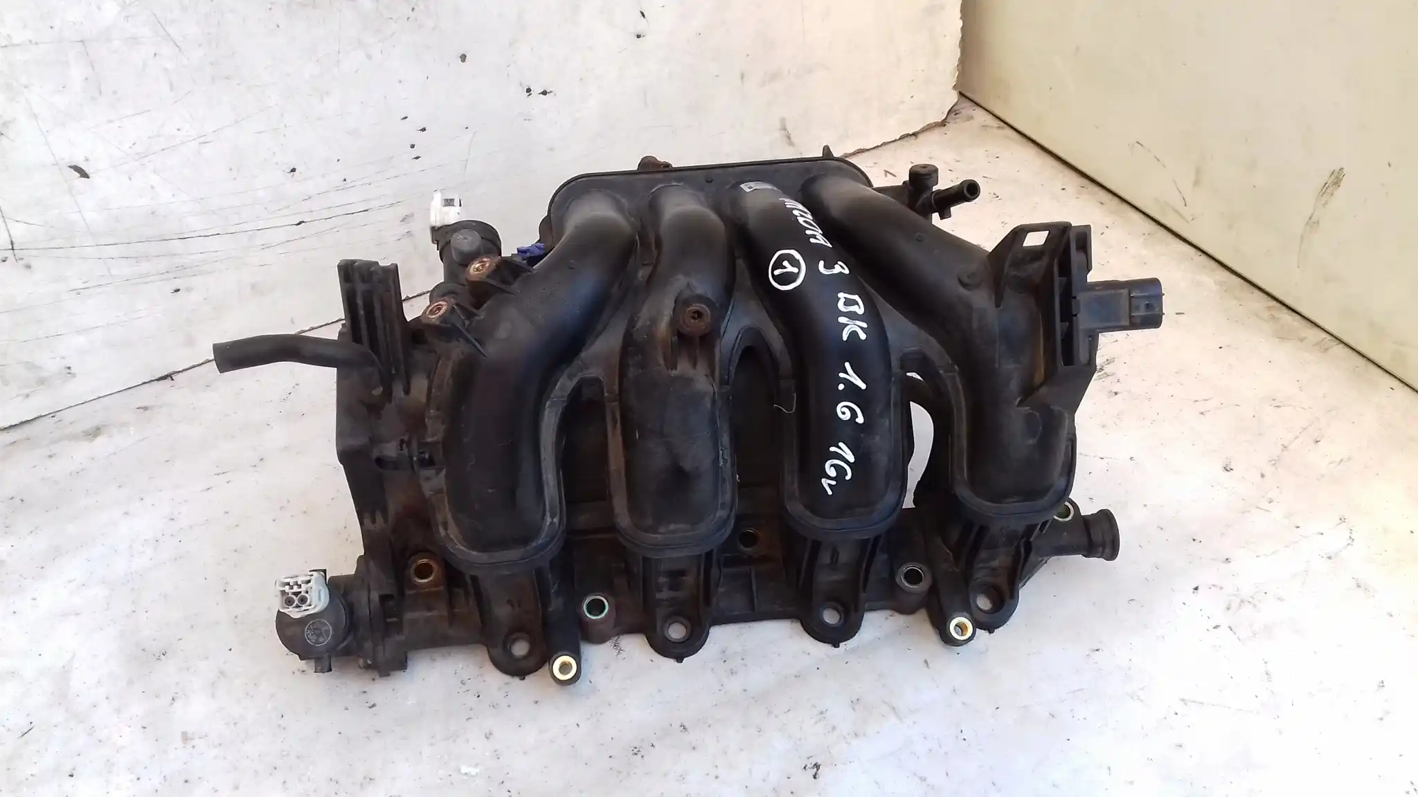 KOLEKTOR SSĄCY 0998000056 MAZDA 3 BK 1.6 16V 03-