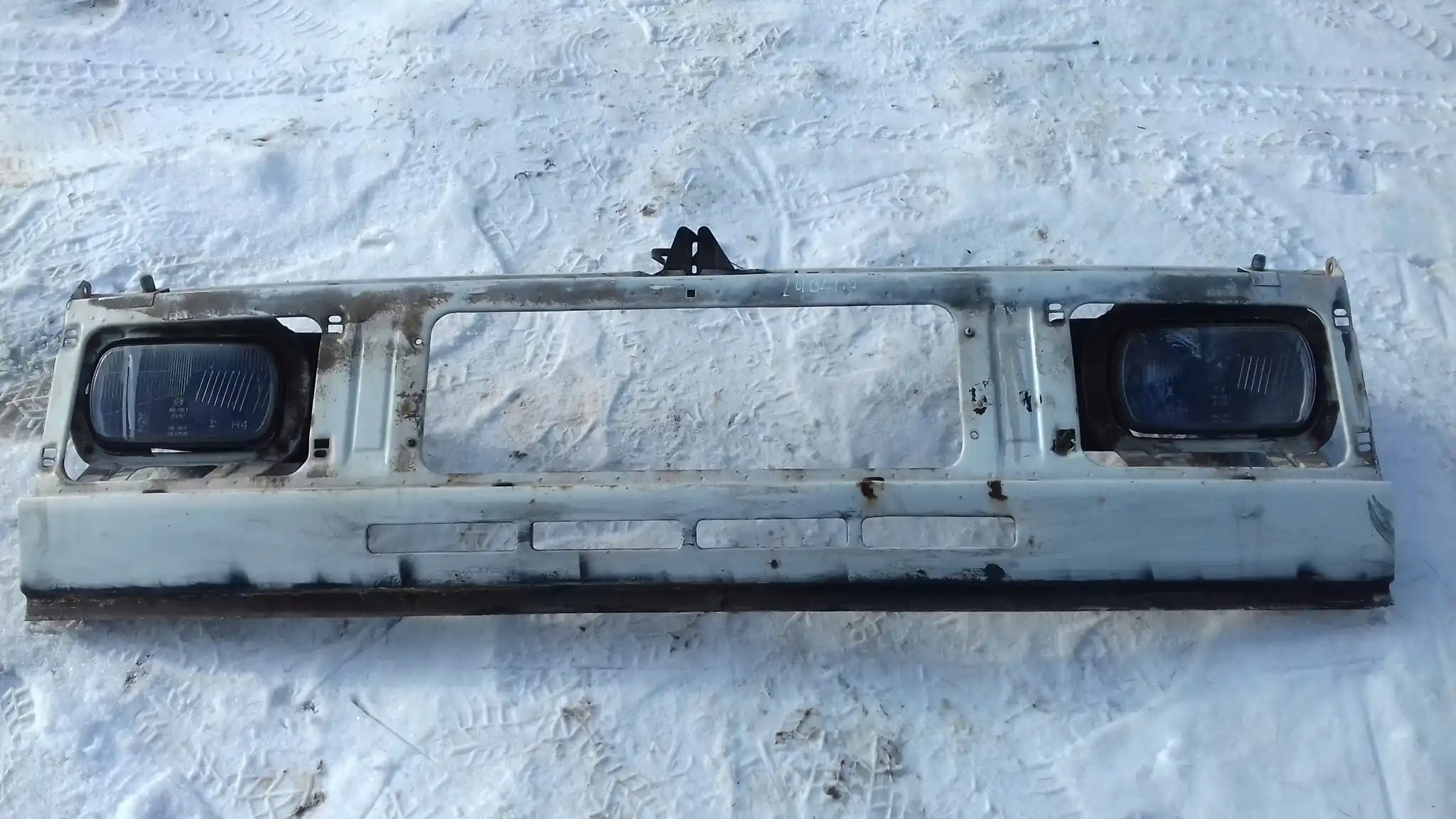 PAS PRZEDNI WZMOCNIENIE LAMPY DAEWOO LUBLIN 97-