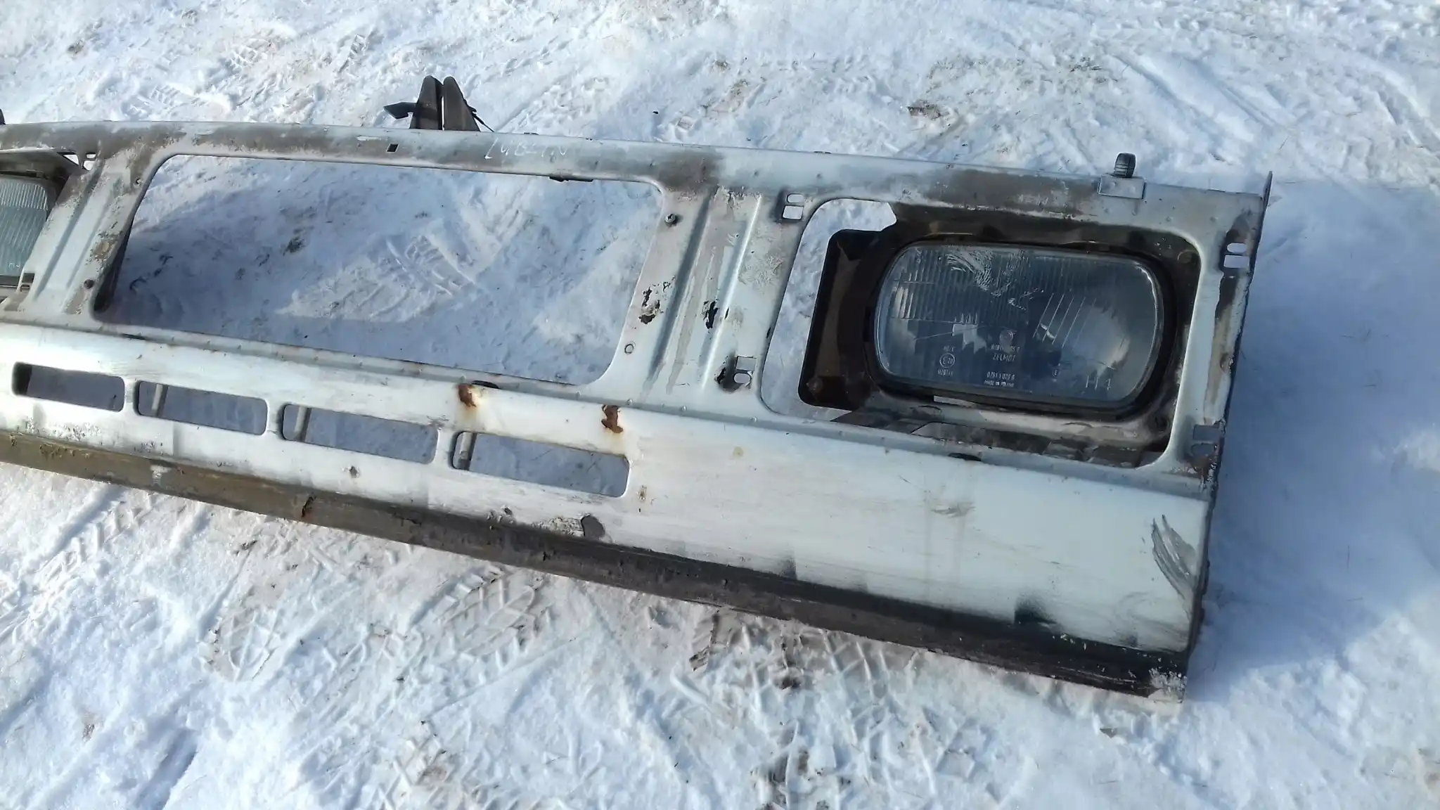 PAS PRZEDNI WZMOCNIENIE LAMPY DAEWOO LUBLIN 97-