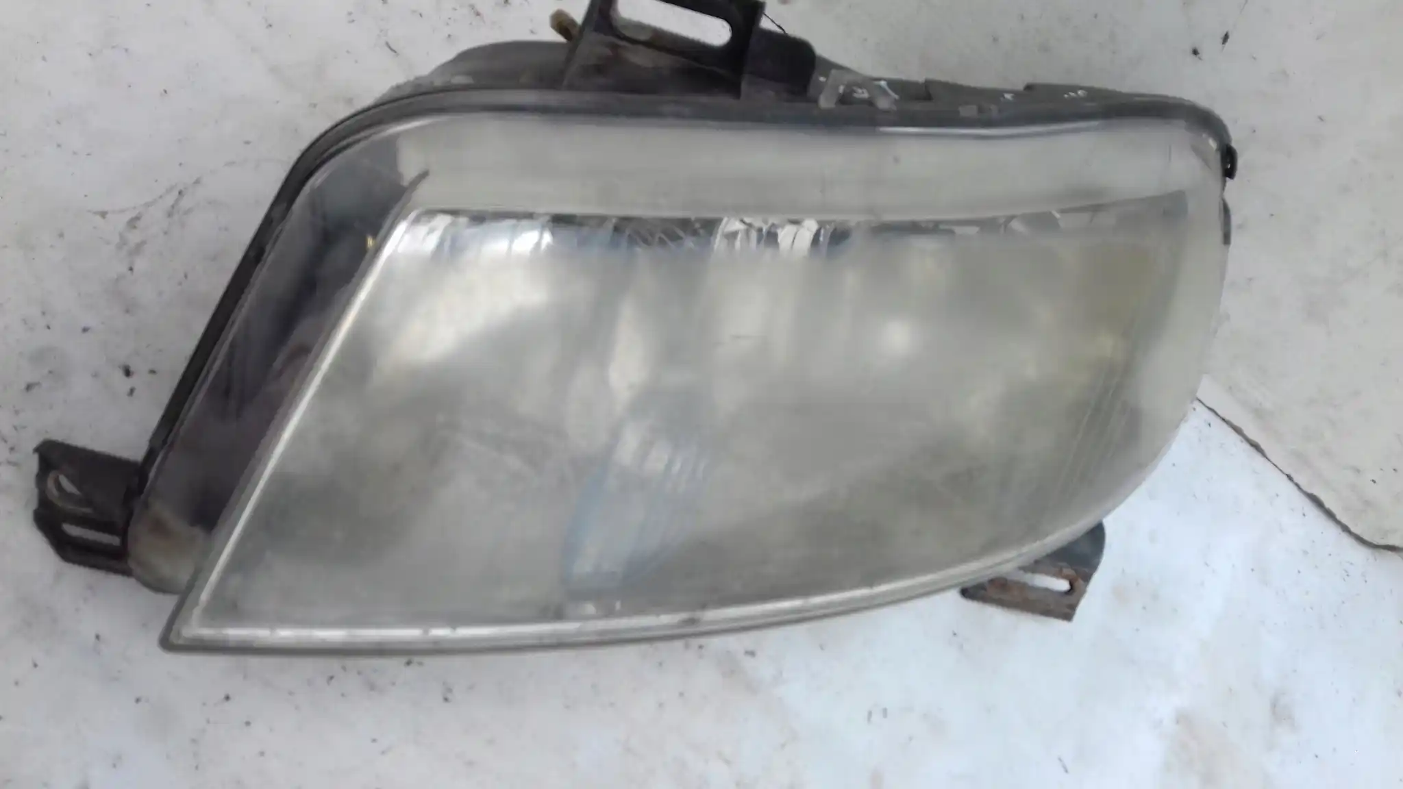 LAMPA LEWY PRZÓD PRZEDNIA FIAT STILO 5D HB KOMBI 01-
