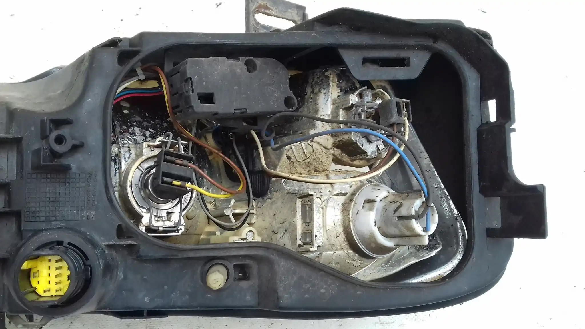 LAMPA LEWY PRZÓD PRZEDNIA FIAT STILO 5D HB KOMBI 01-