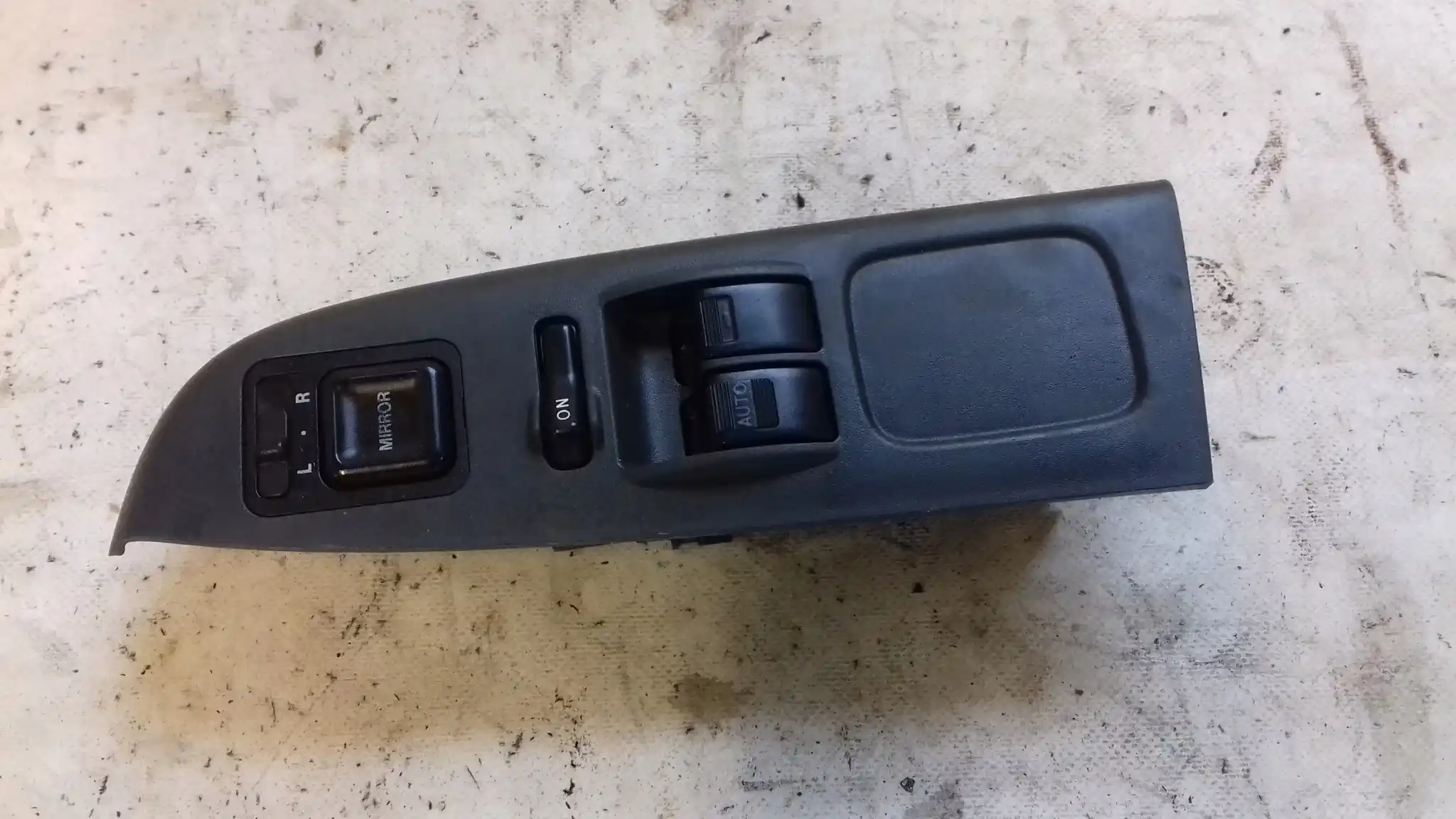 PANEL STEROWANIA SZYB LUSTEREK HONDA ACCORD VI 97-
