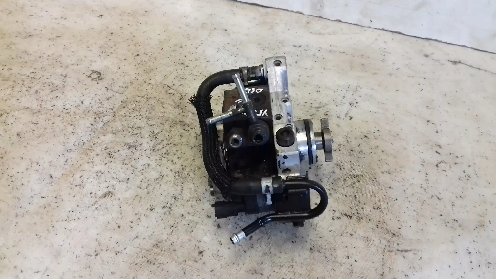 POMPA WTRYSKOWA 445010134 TOYOTA YARIS II 1.4 D4D