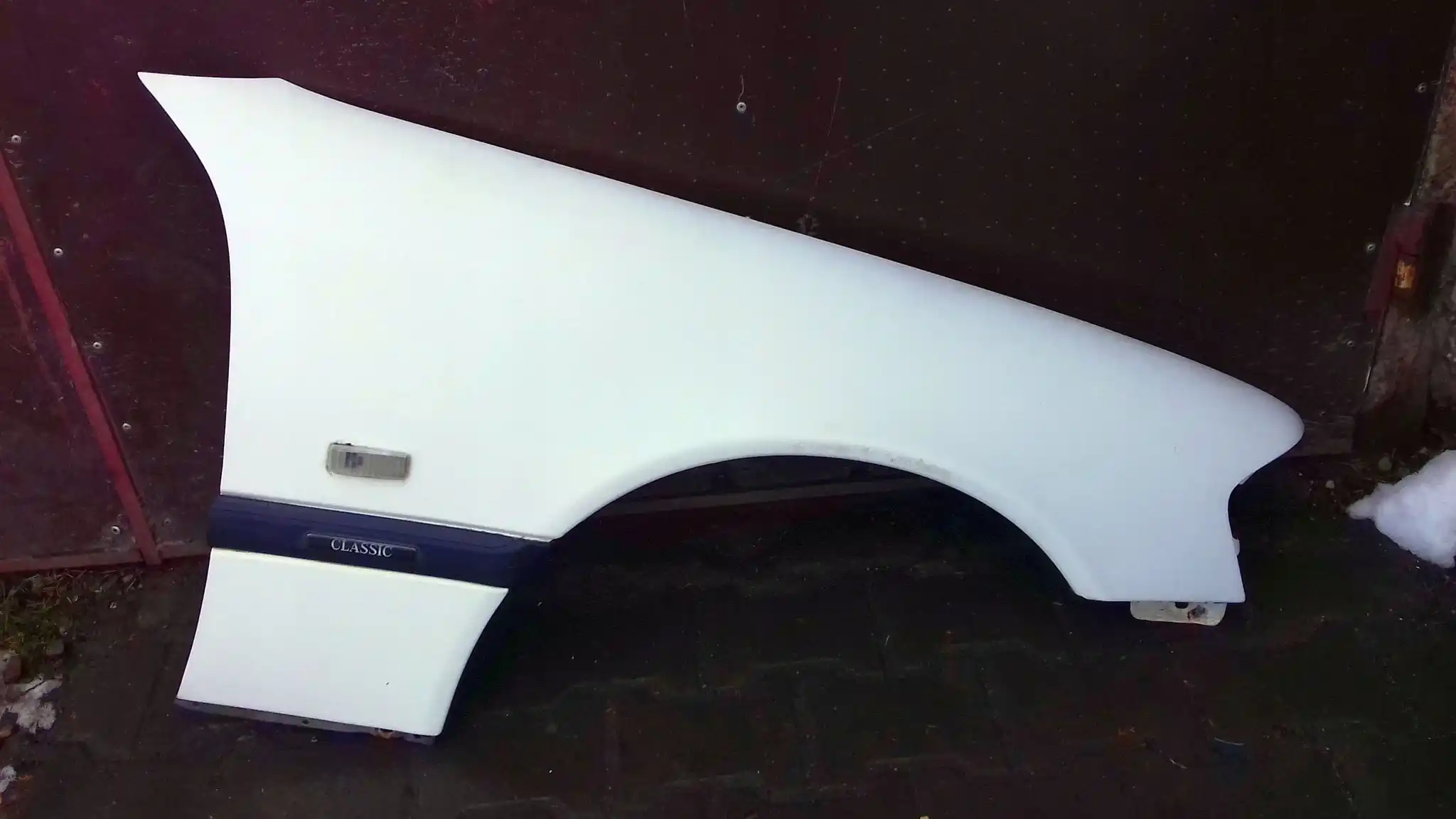 BŁOTNIK PRAWY PRZÓD PRZEDNI MERCEDES C KLASA W 202 92-