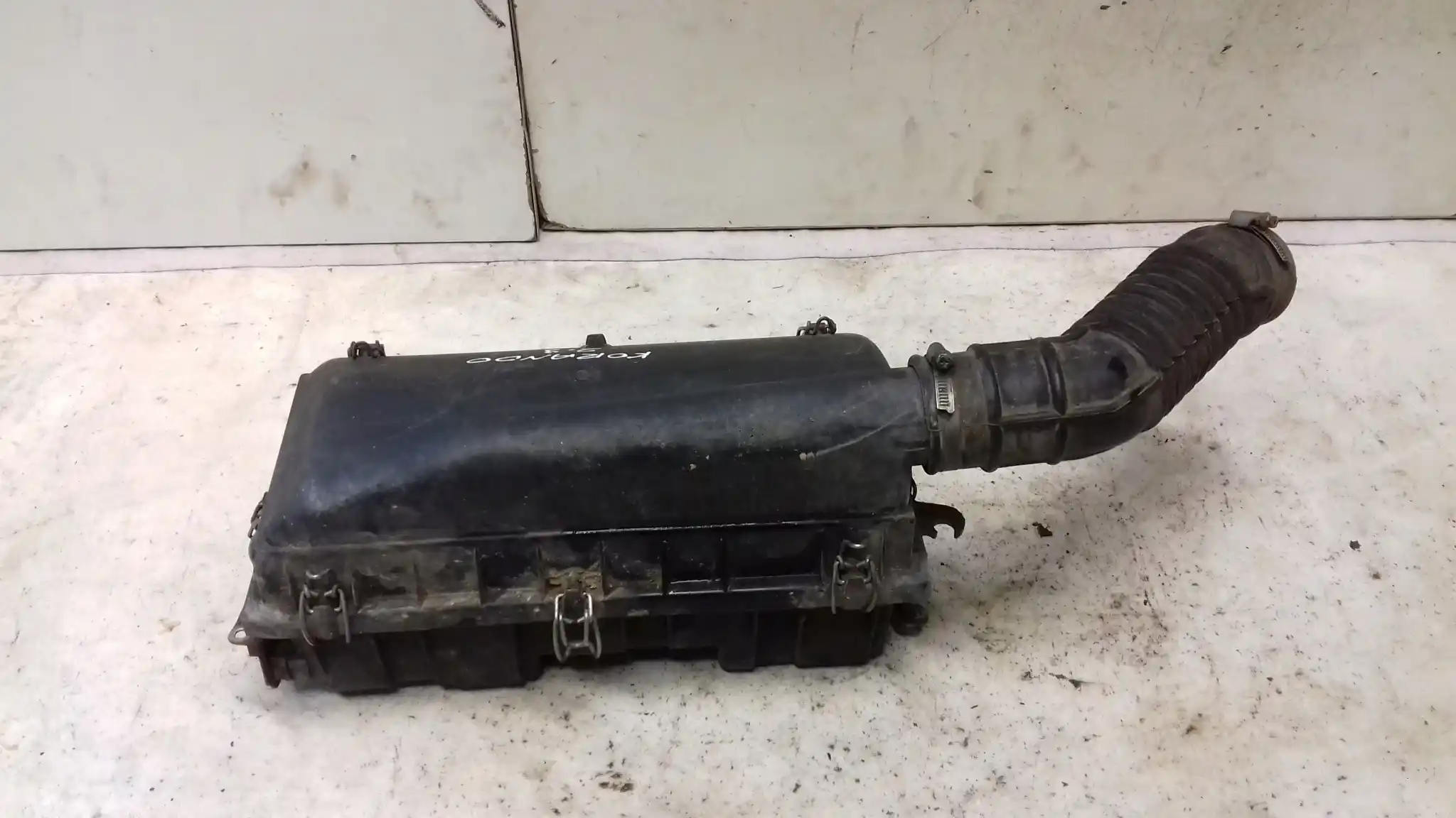 OBUDOWA FILTRA POWIETRZA 6620940204 SSANGYONG KORANDO 2.9 96-