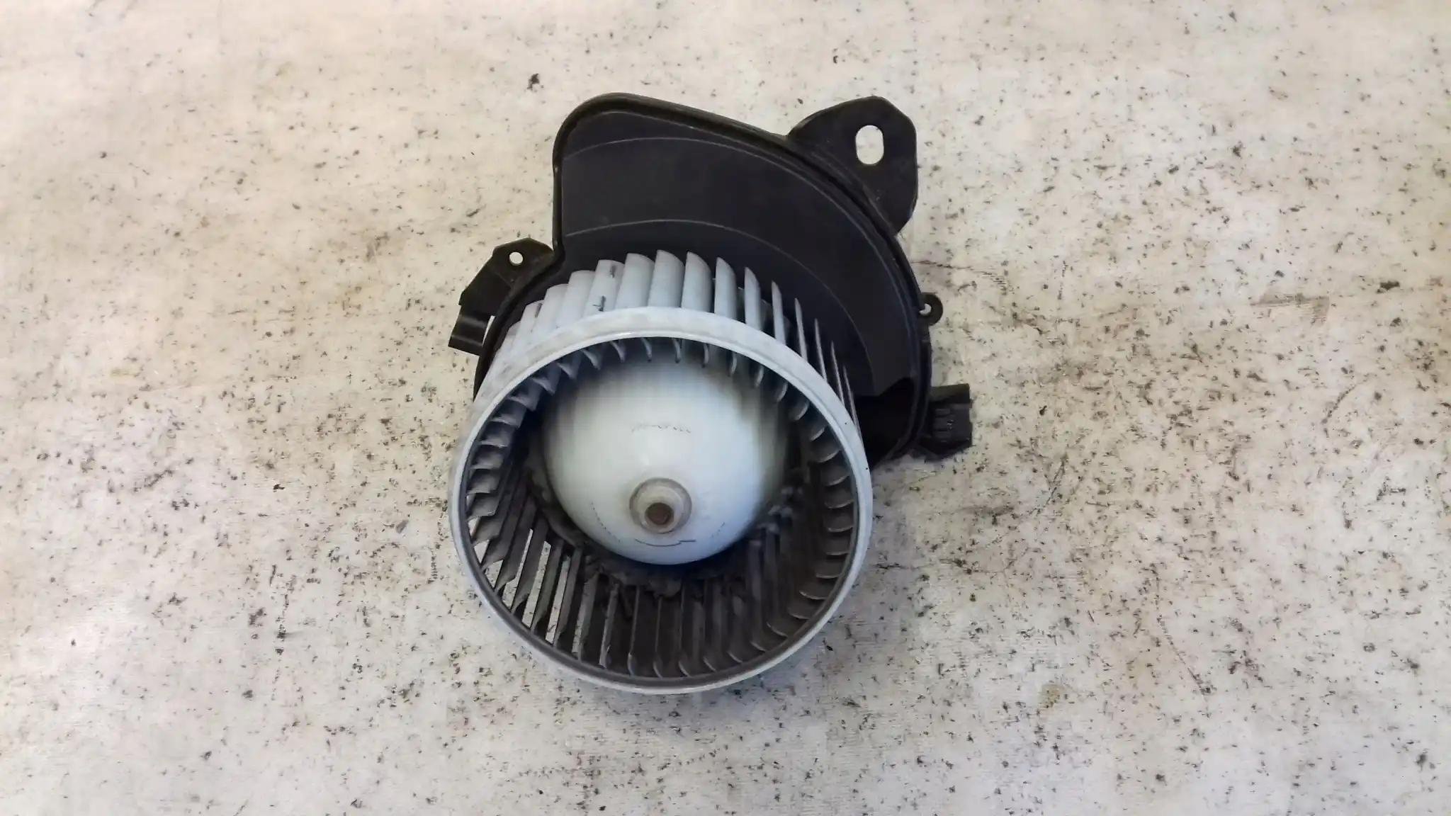 DMUCHAWA WENTYLATOR KABINOWY DEA09046 FIAT GRANDE PUNTO 1.4 8V 05-