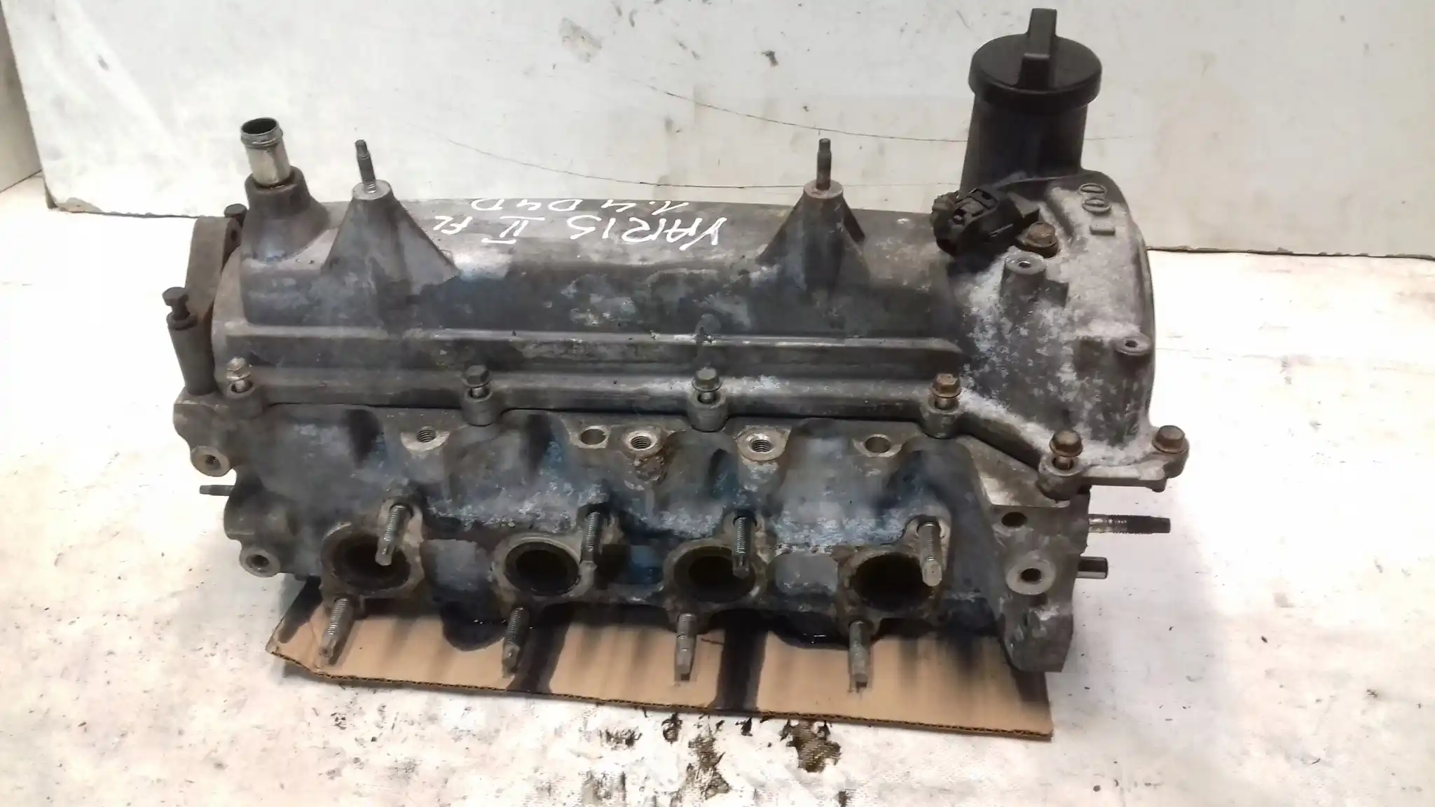 GŁOWICA WAŁKI KOMPLET TOYOTA YARIS II LIFT 09-