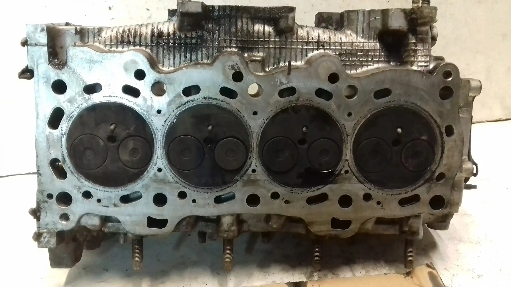 GŁOWICA WAŁKI KOMPLET TOYOTA YARIS II LIFT 09-