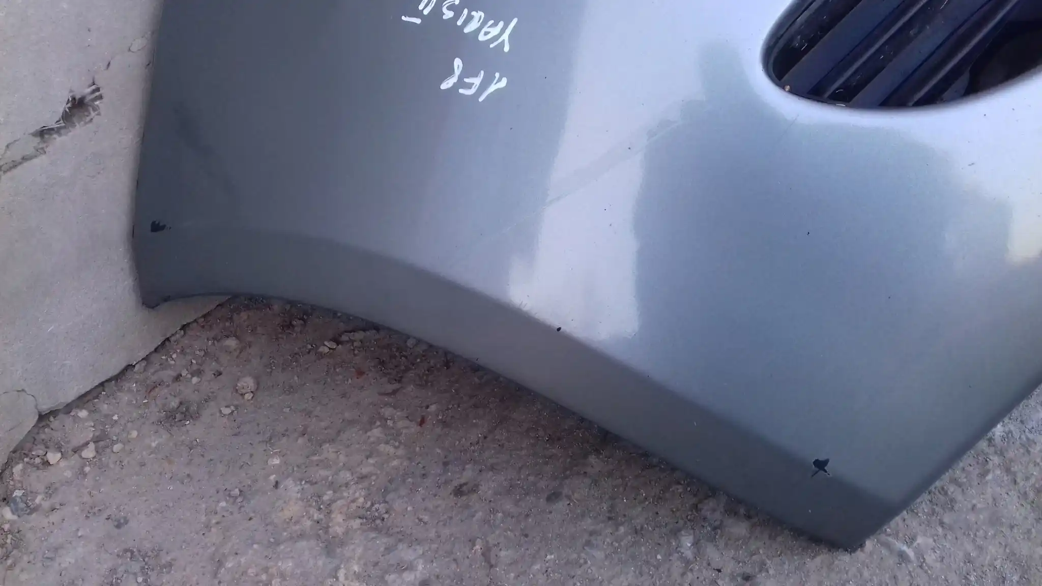 ZDERZAK PRZÓD PRZEDNI TOYOTA YARIS II 05-09 IF8