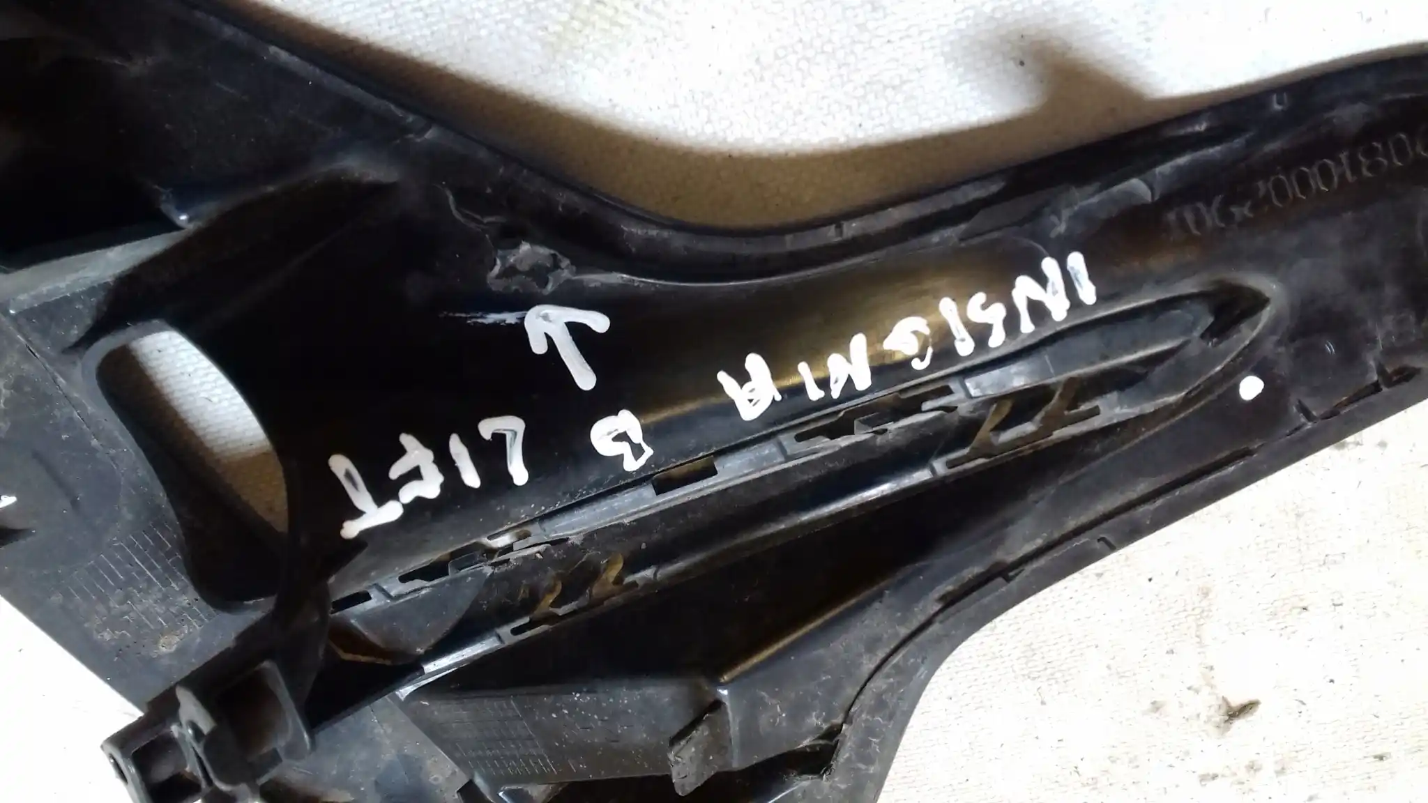 KRATKA ATRAPA ZDERZAKA PRAWY PRZÓD 39148781 OPEL INSIGNIA B LIFT 20-