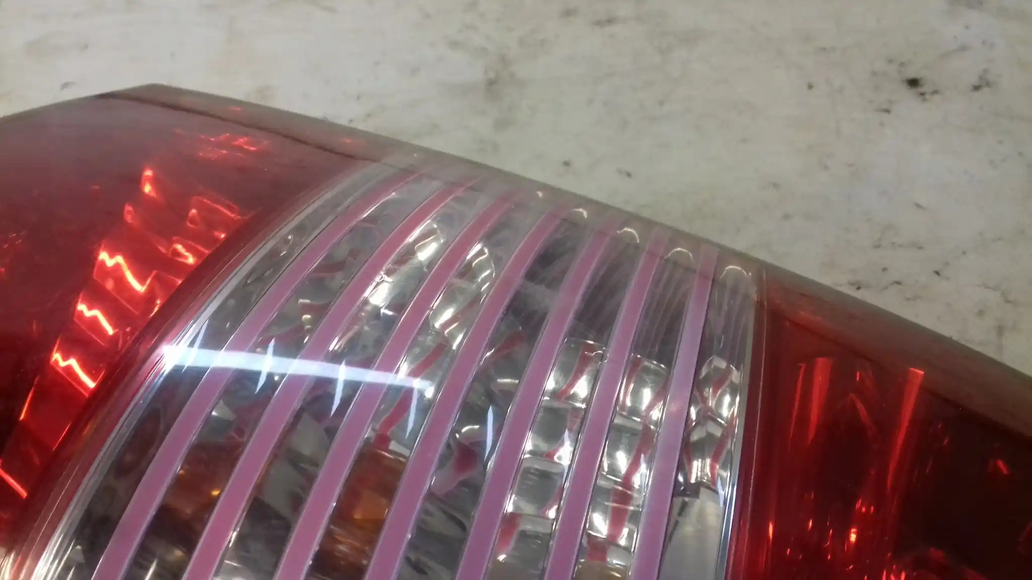 LAMPA PRAWY TYŁ TYLNA KIA PICANTO I 03-07