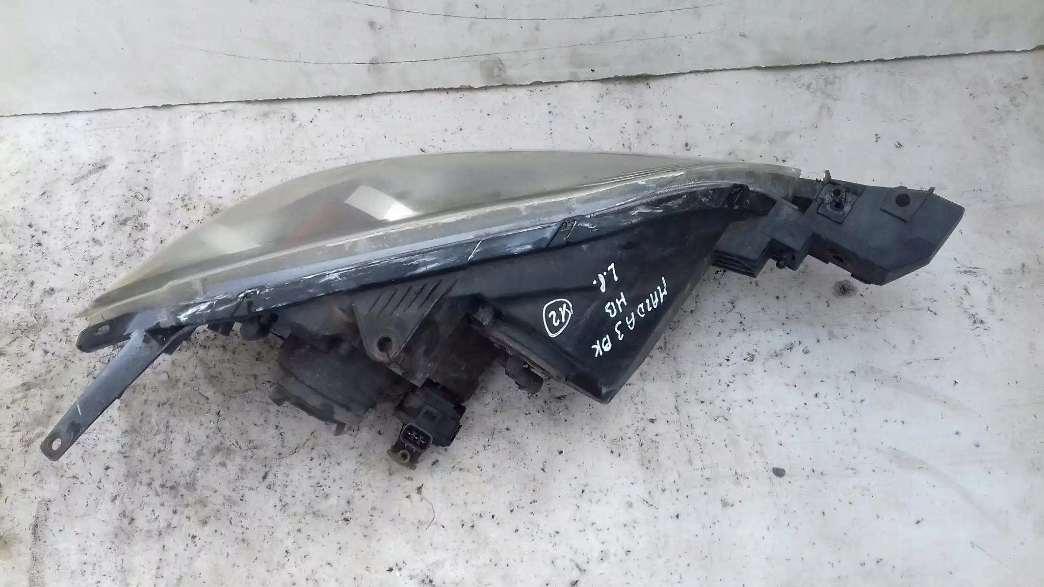 LAMPA LEWY PRZÓD PRZEDNIA MAZDA 3 BK HB 03-