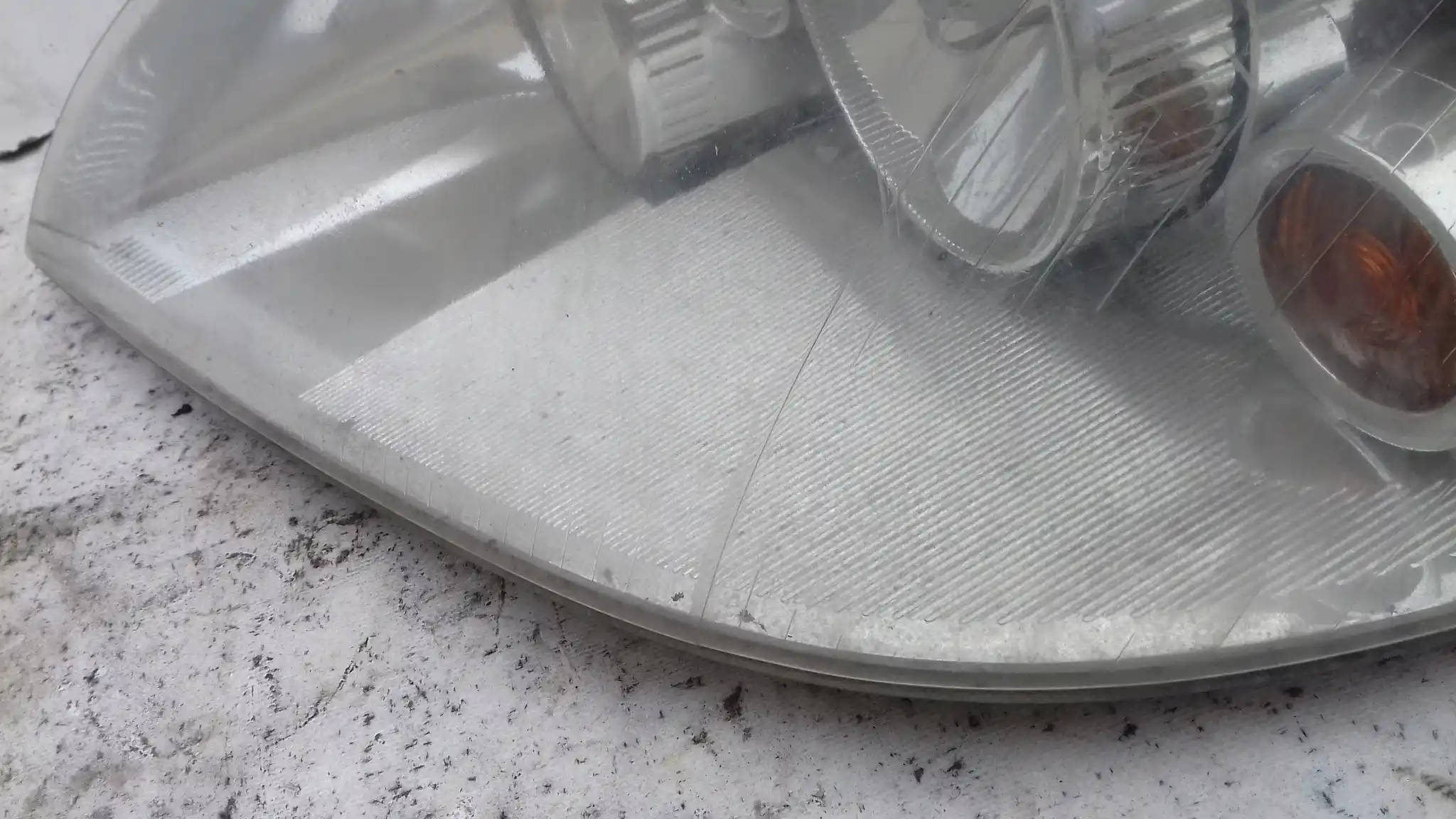 LAMPA LEWY PRZÓD PRZEDNIA 0301183201 FORD GALAXY MK1 LIFT MK2 00-