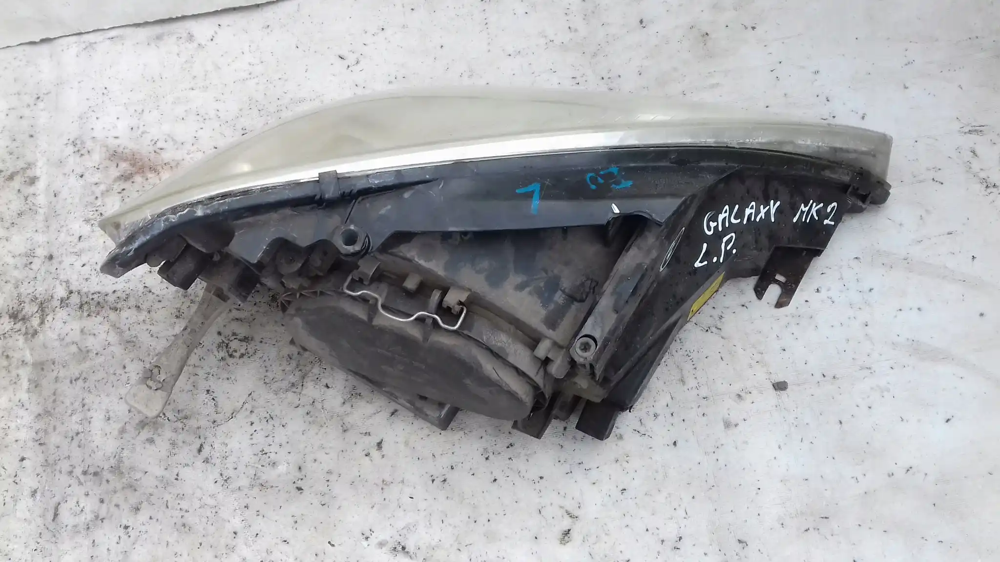 LAMPA LEWY PRZÓD PRZEDNIA 0301183201 FORD GALAXY MK1 LIFT MK2 00-
