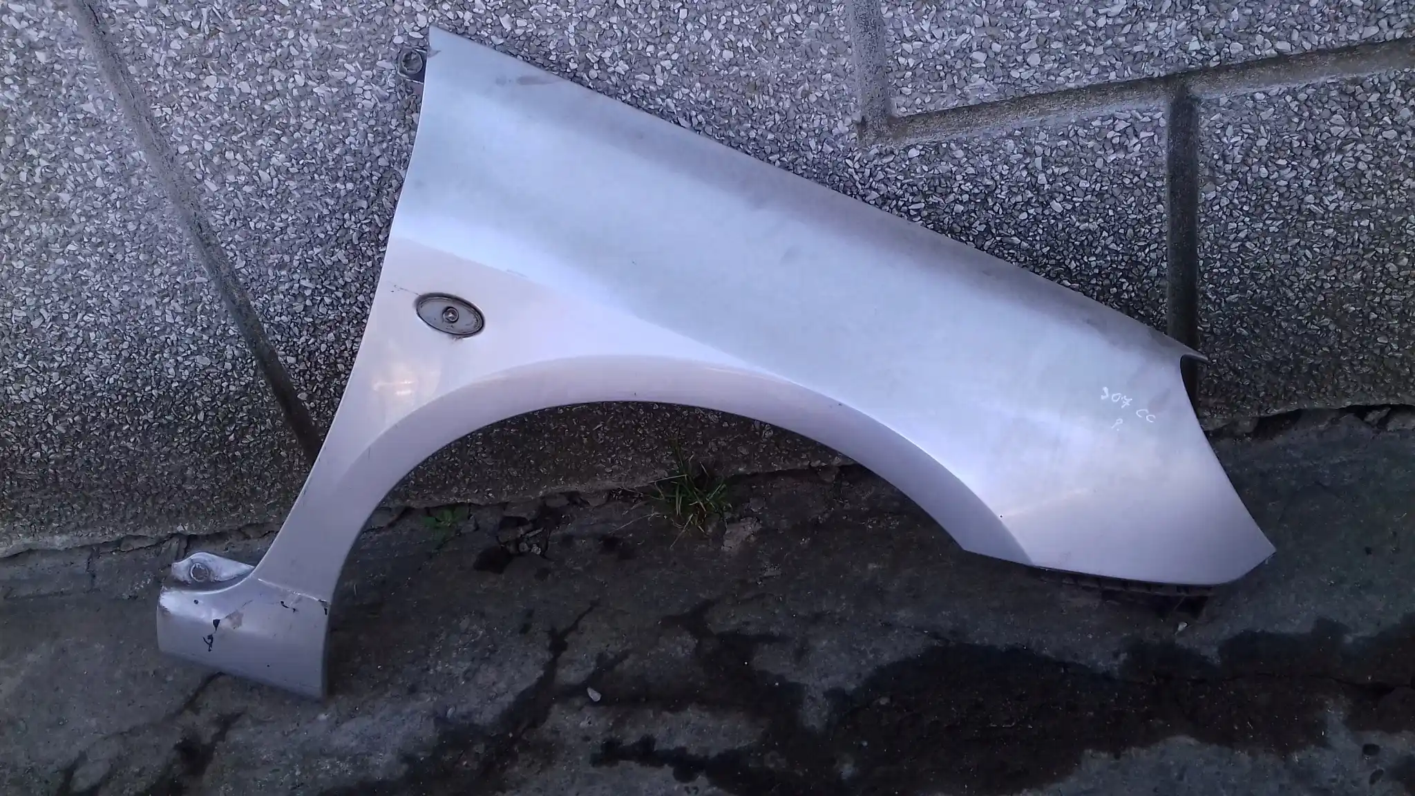 BŁOTNIK PRAWY PRZÓD PRZEDNI PEUGEOT 307 CC CABRIO 01- EZRC