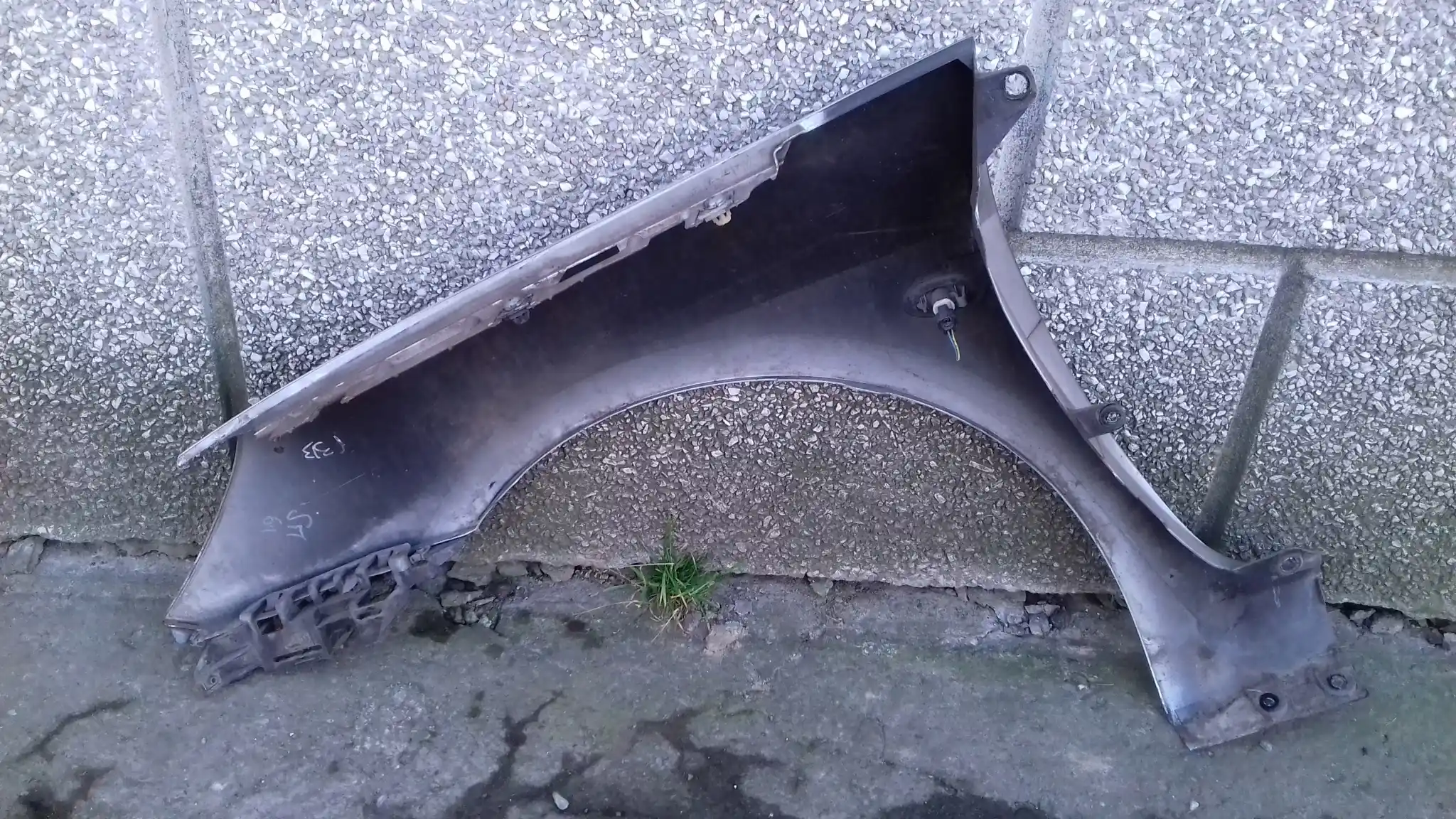 BŁOTNIK PRAWY PRZÓD PRZEDNI PEUGEOT 307 CC CABRIO 01- EZRC