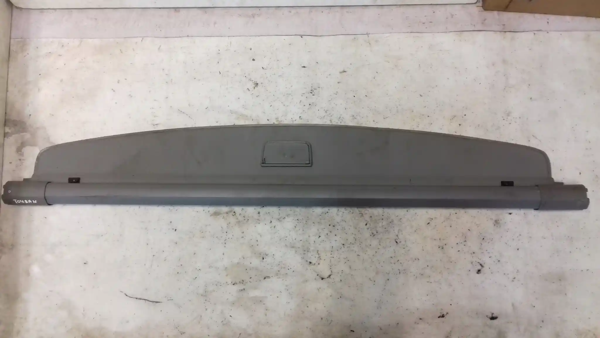 ROLETA BAGAŻNIKA VW TOURAN I 03-10