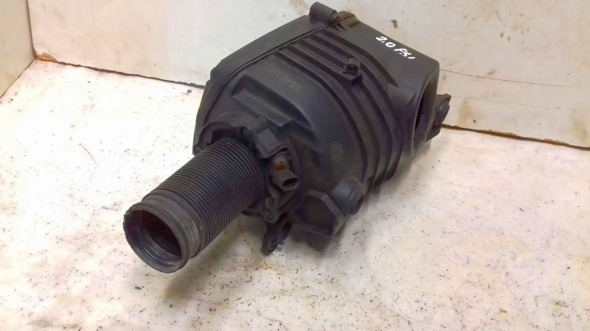 OBUDOWA FILTRA POWIETRZA 1F0129607 VW TOURAN I 2.0 FSI 03- SEAT SKODA AUDI