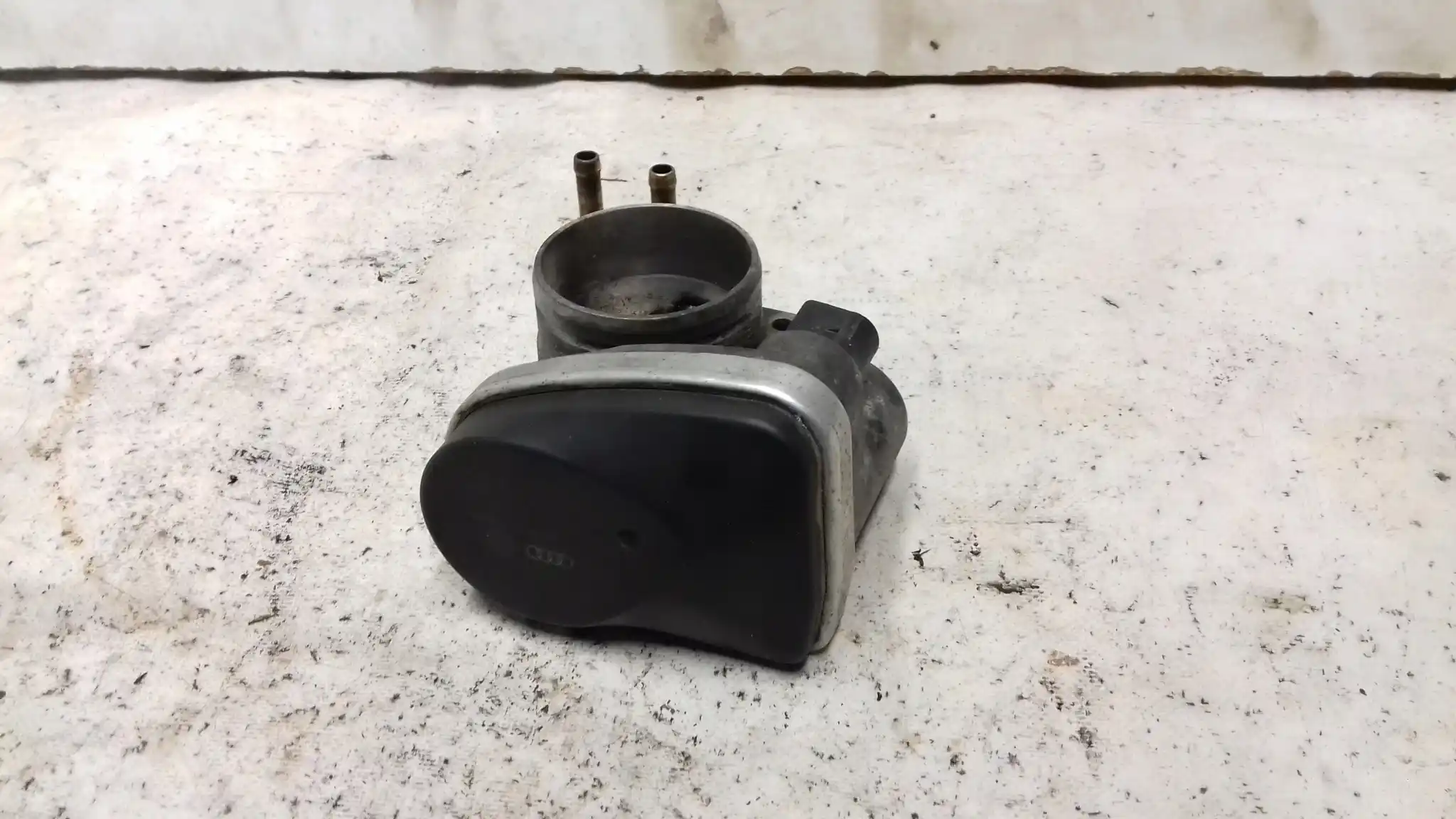 PRZEPUSTNICA 06F133062 VW TOURAN I 2.0 FSI 03-10 AUDI SEAT SKODA